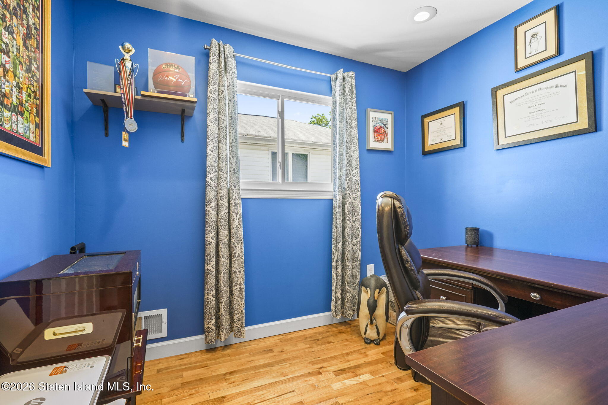 33 Middle Loop Road, Staten Island, NY, 10308 image 18