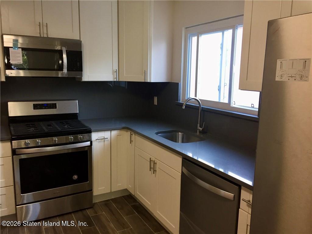 145 Marisa Circle, Staten Island, NY, 10309 image 15