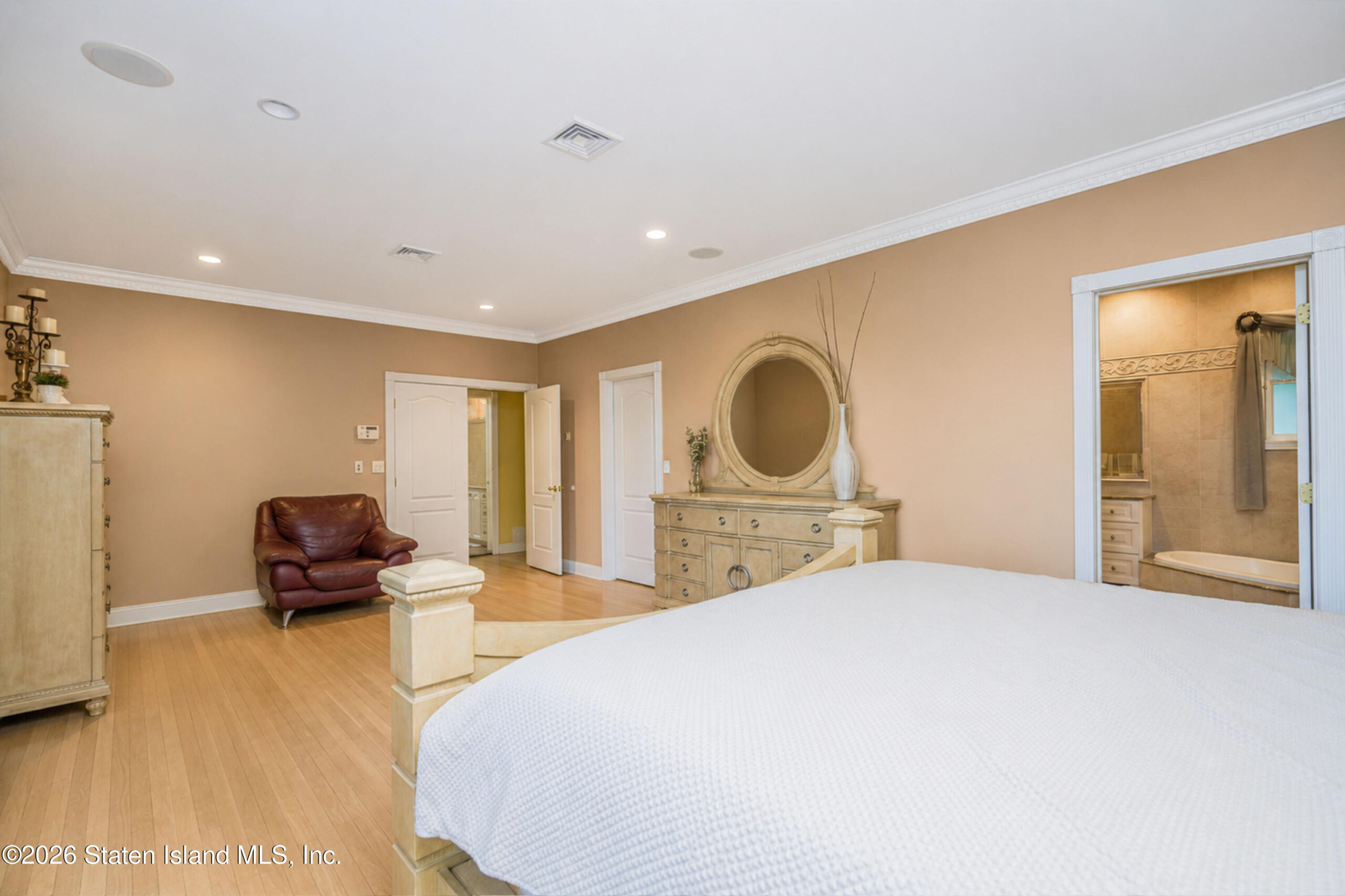 16 Diana Trail, Staten Island, NY, 10304 image 17