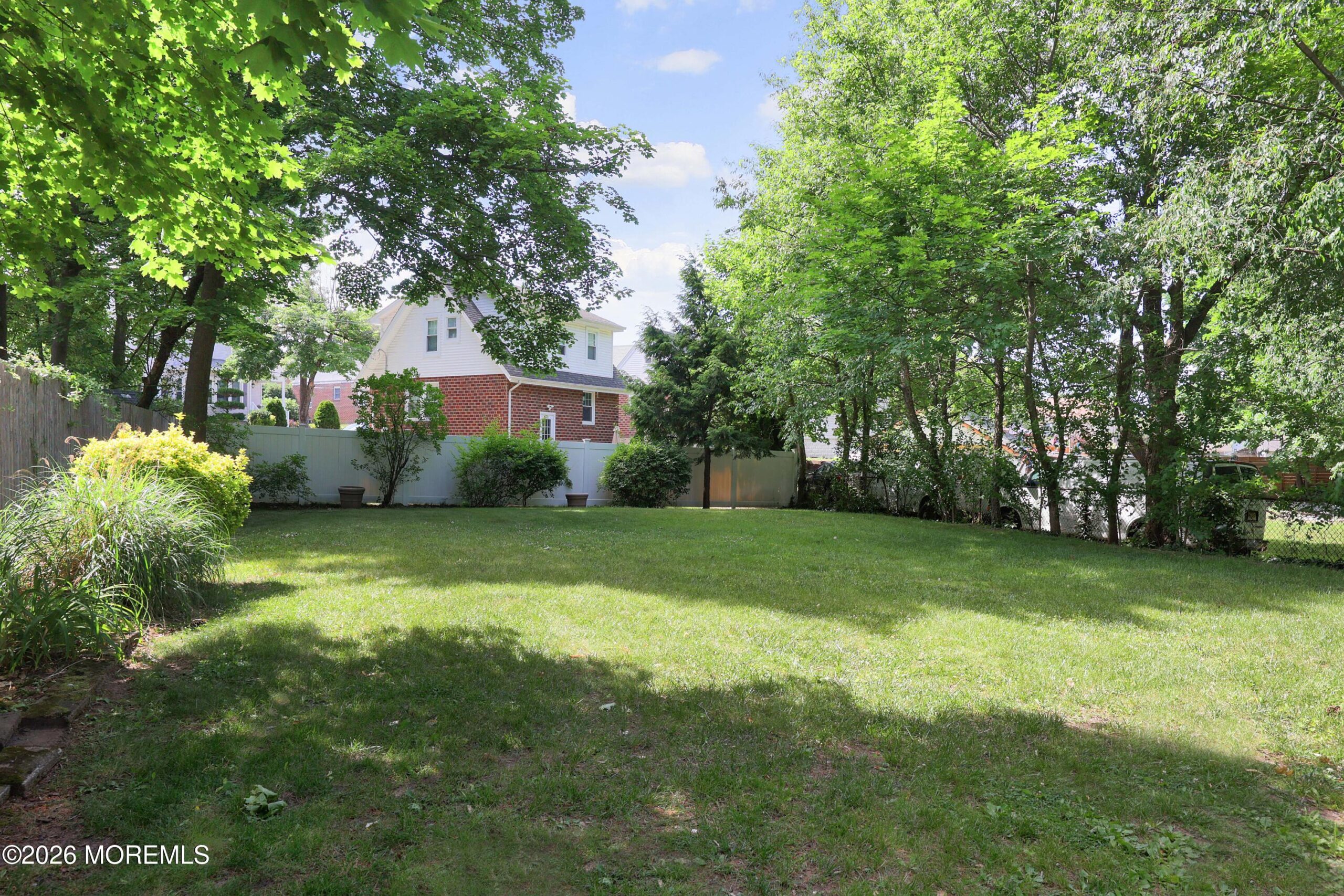 271 Main Street Image 4