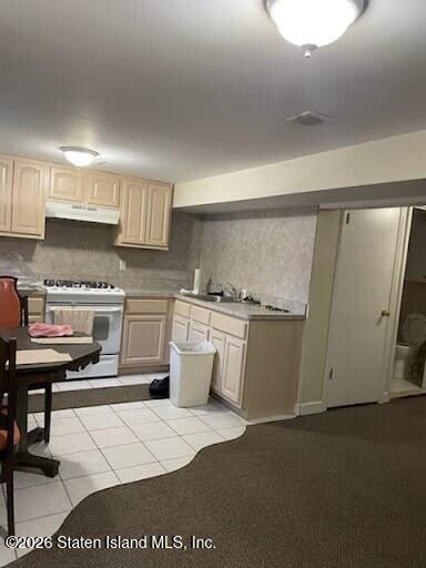 2993 Amboy Road Image 5