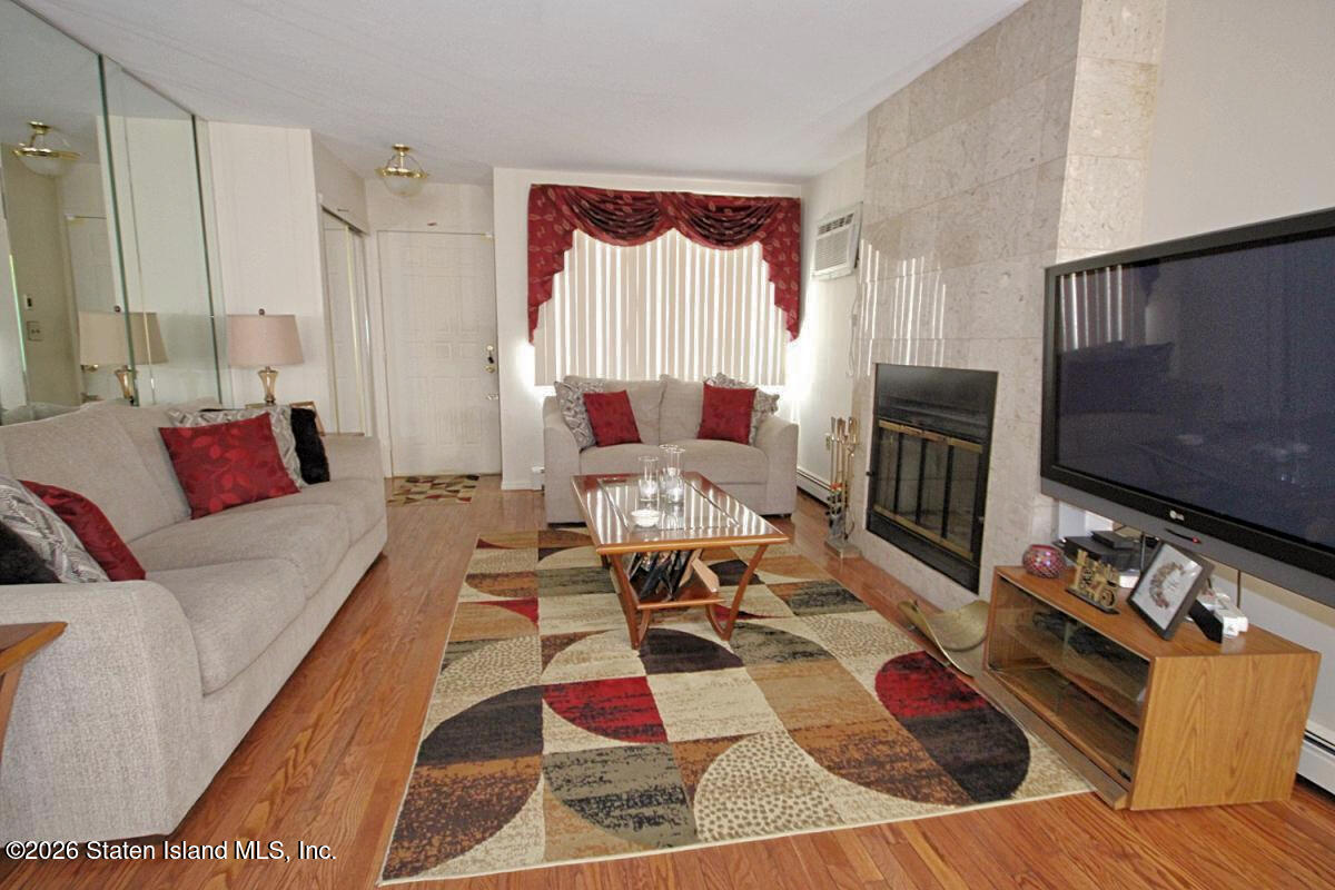 26 Blythe Place Image 2