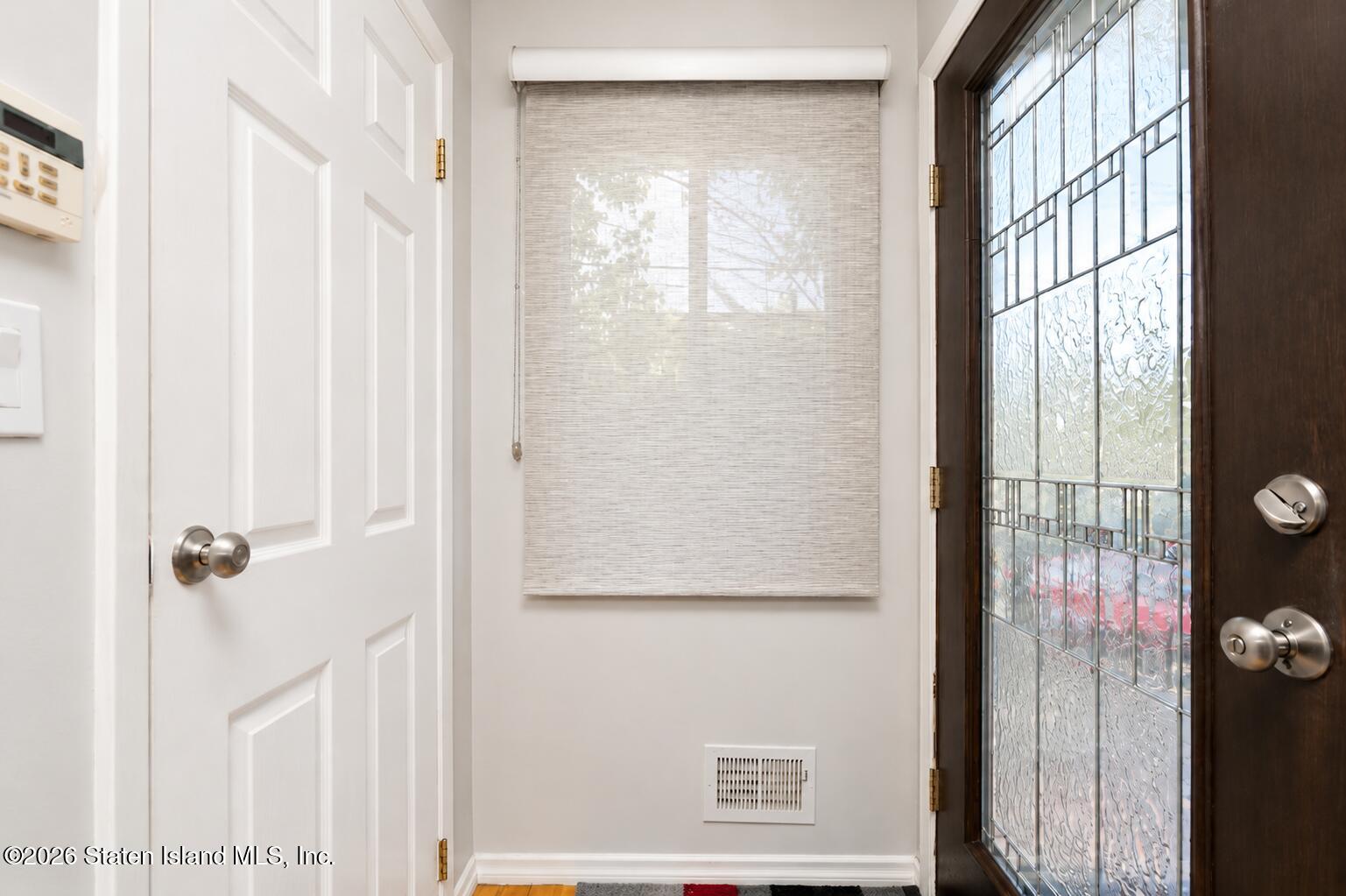 27 Sandy Lane, Staten Island, NY, 10307 image 14