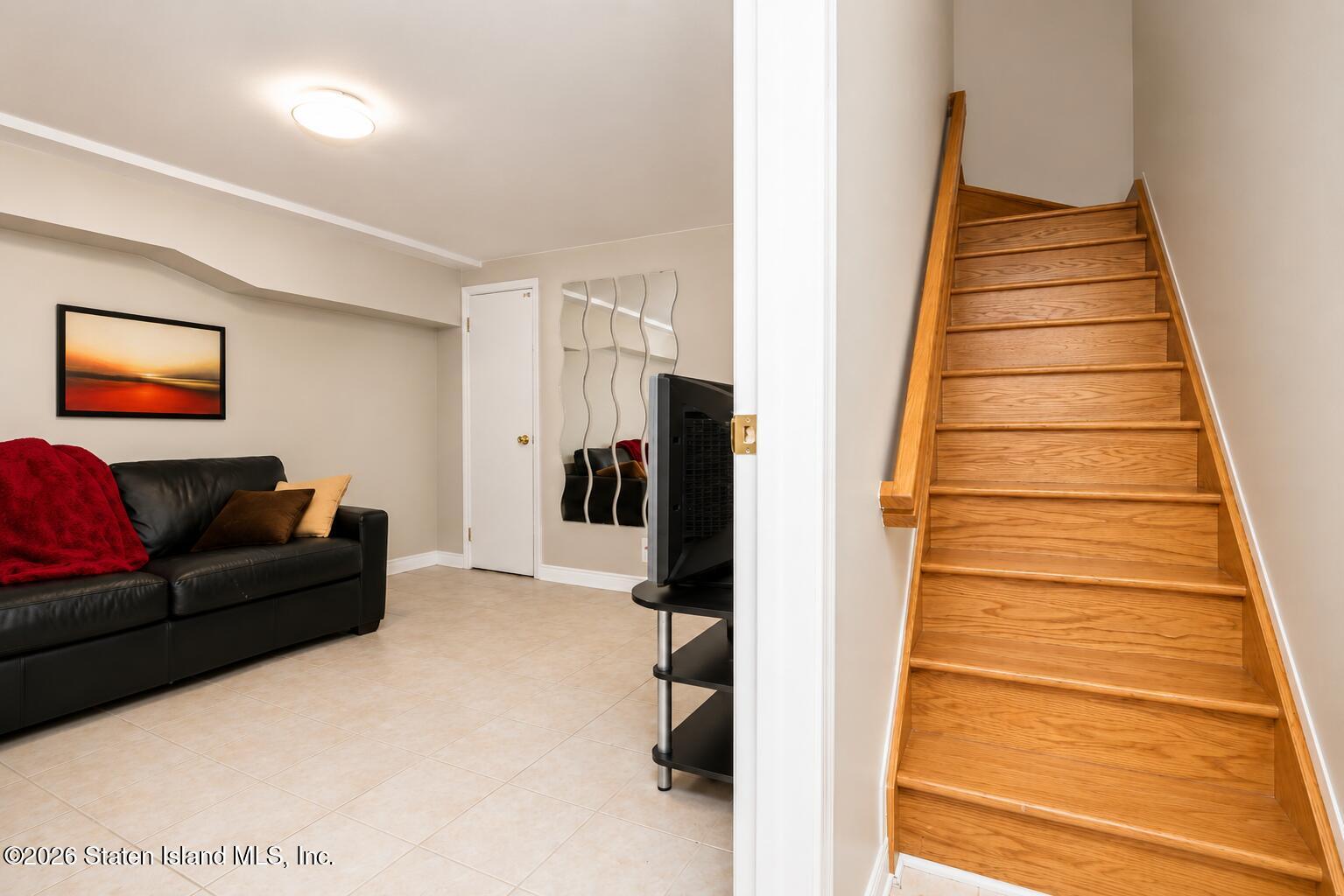 27 Sandy Lane, Staten Island, NY, 10307 image 6