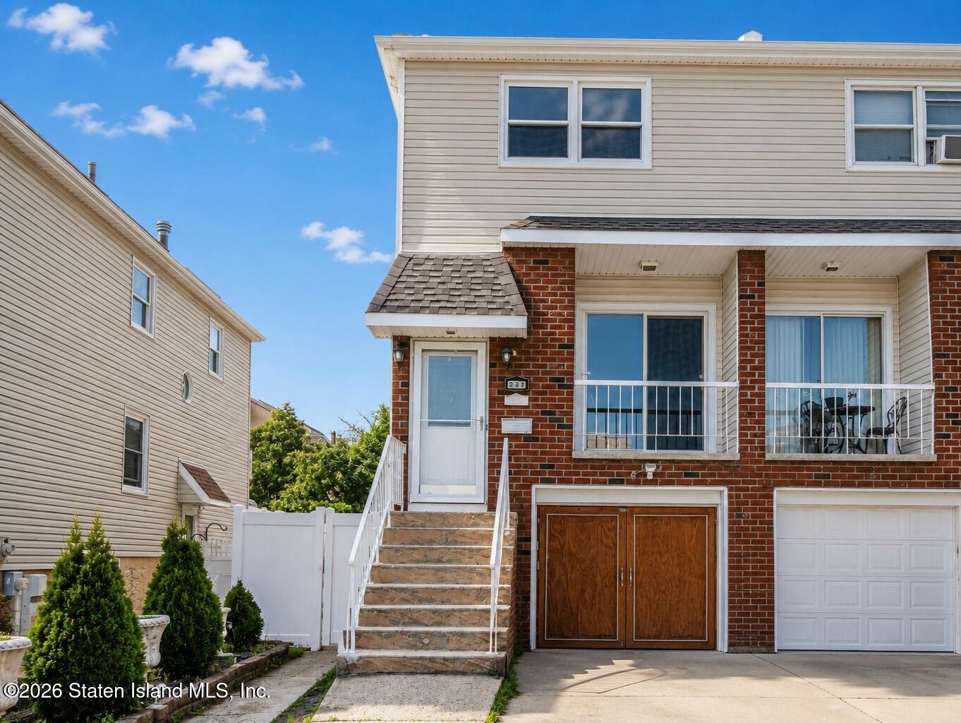 237 Brookfield Avenue Image 2
