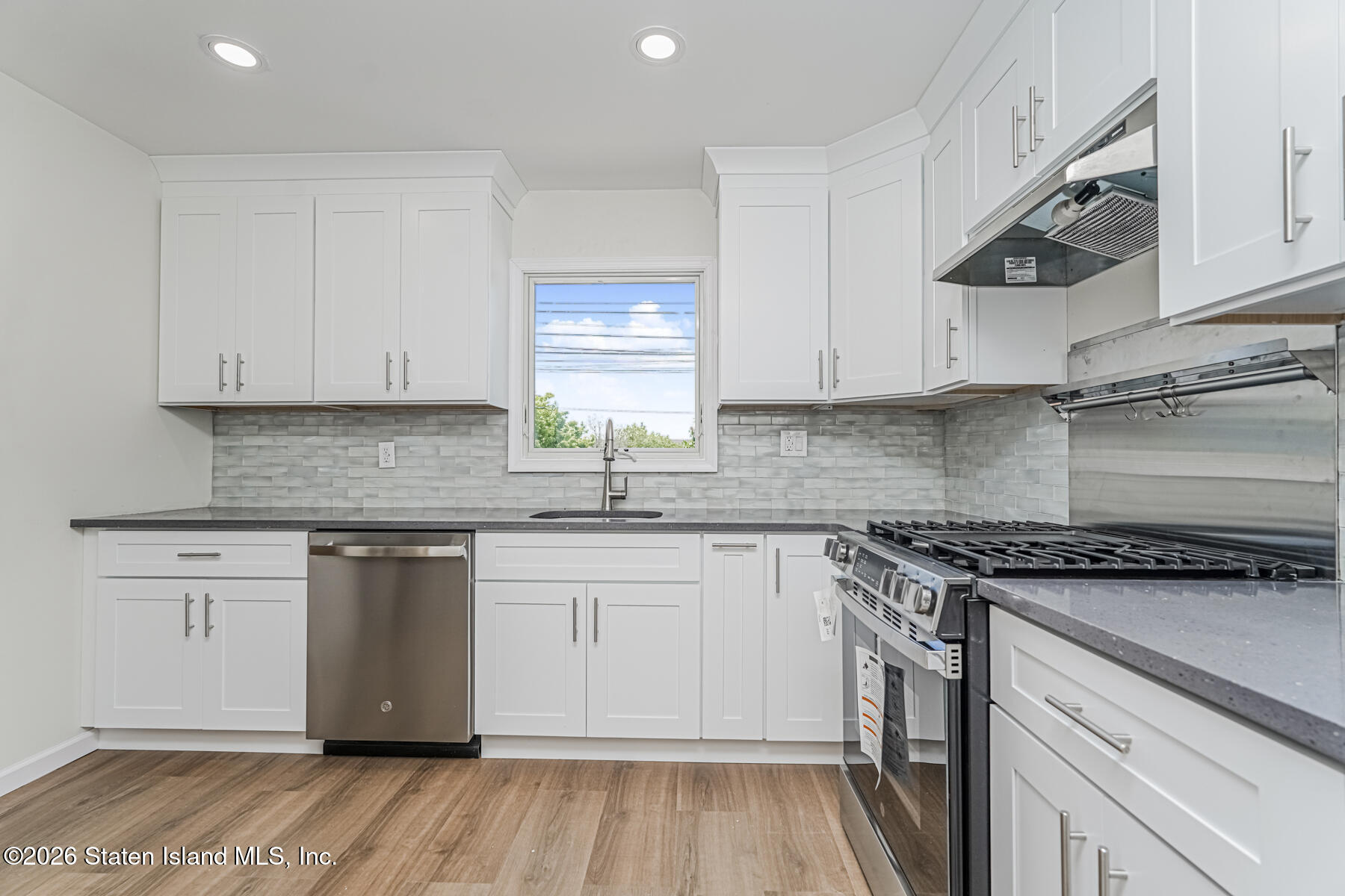 76 Mill Road, Staten Island, NY, 10306 image 10