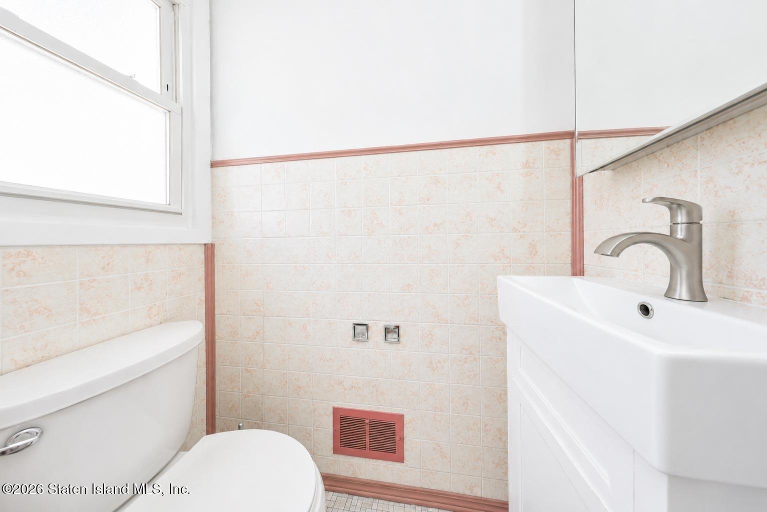 382 Hanover Avenue, Staten Island, NY, 10304 image 7