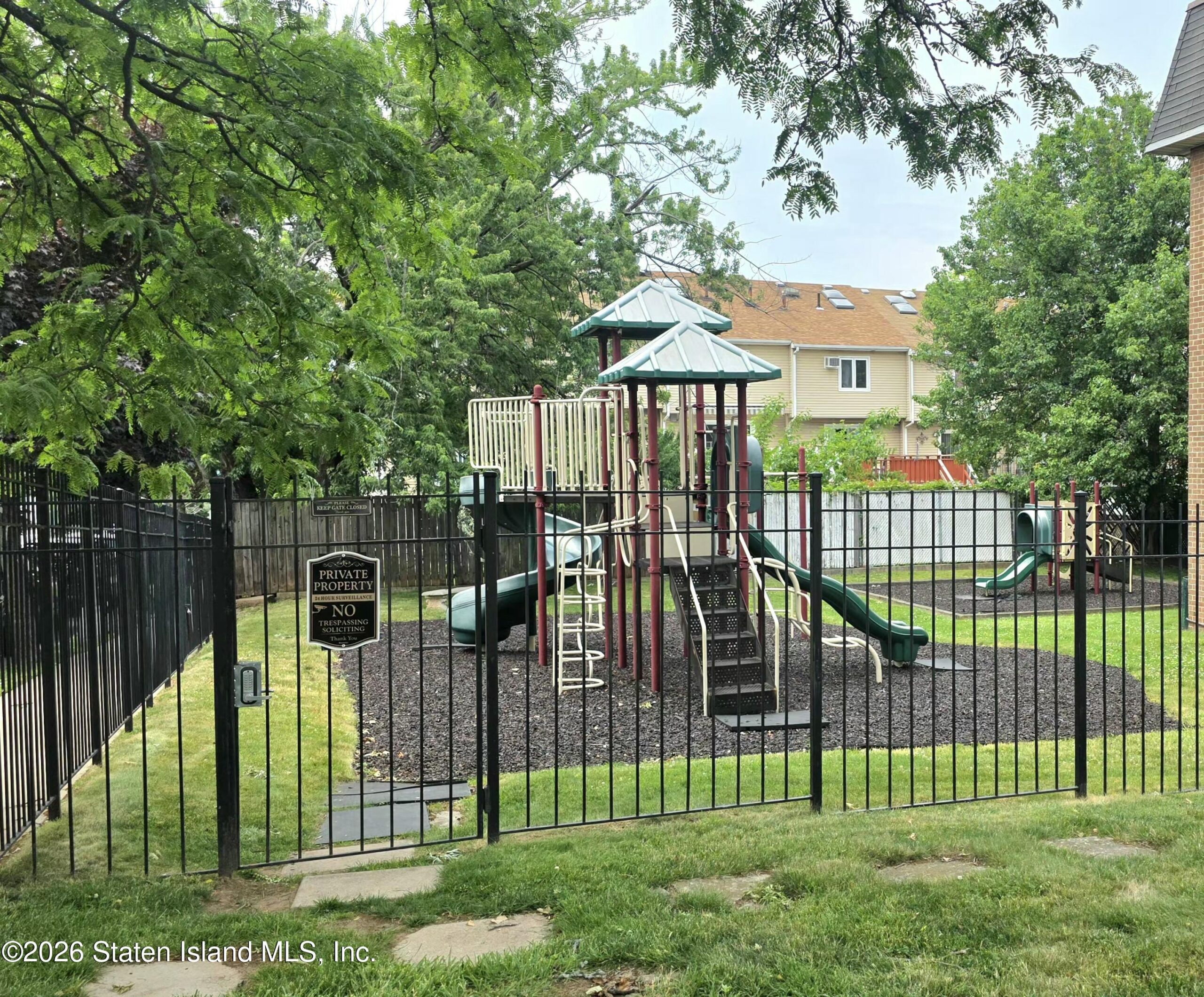 406 Maryland Avenue #2d Image 4