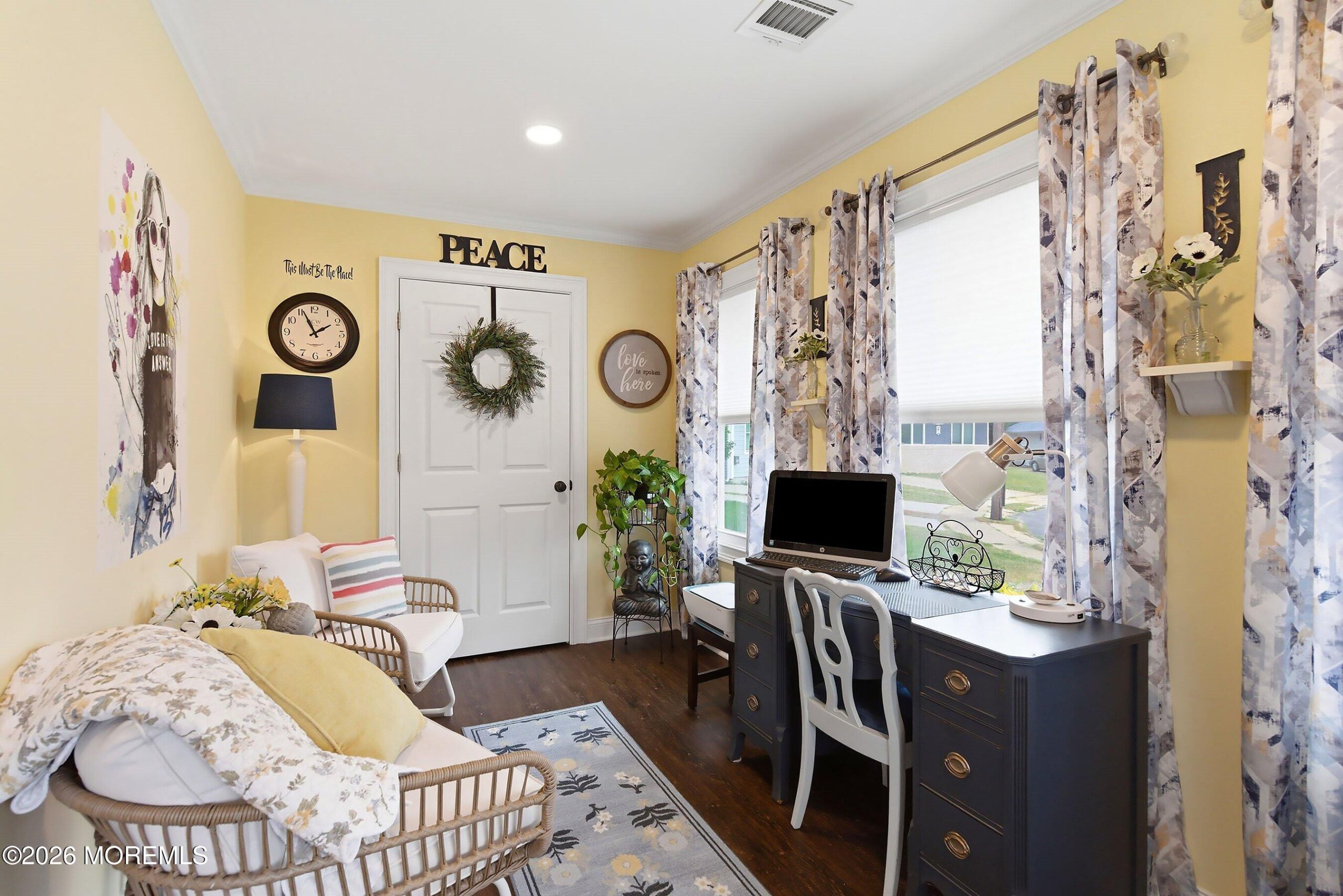 12 Pocono Place Image 3