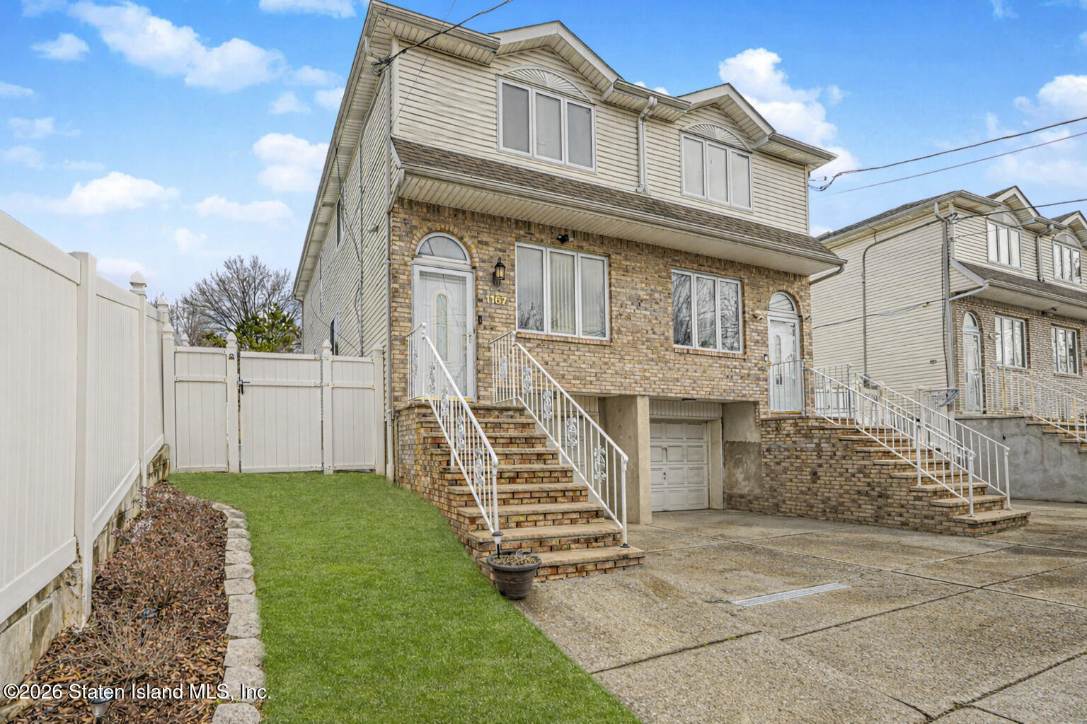 1167 Rockland Avenue Image 4