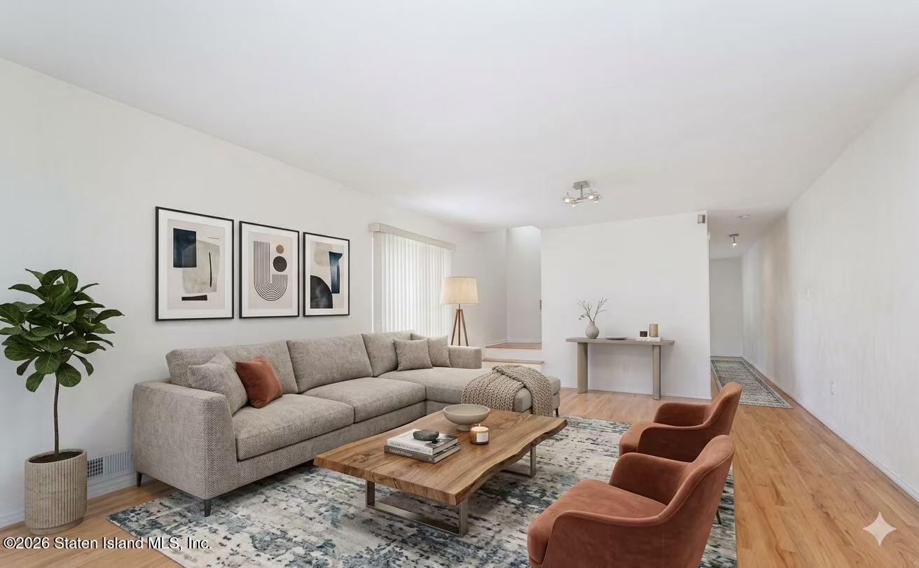 1167 Rockland Avenue Image 2