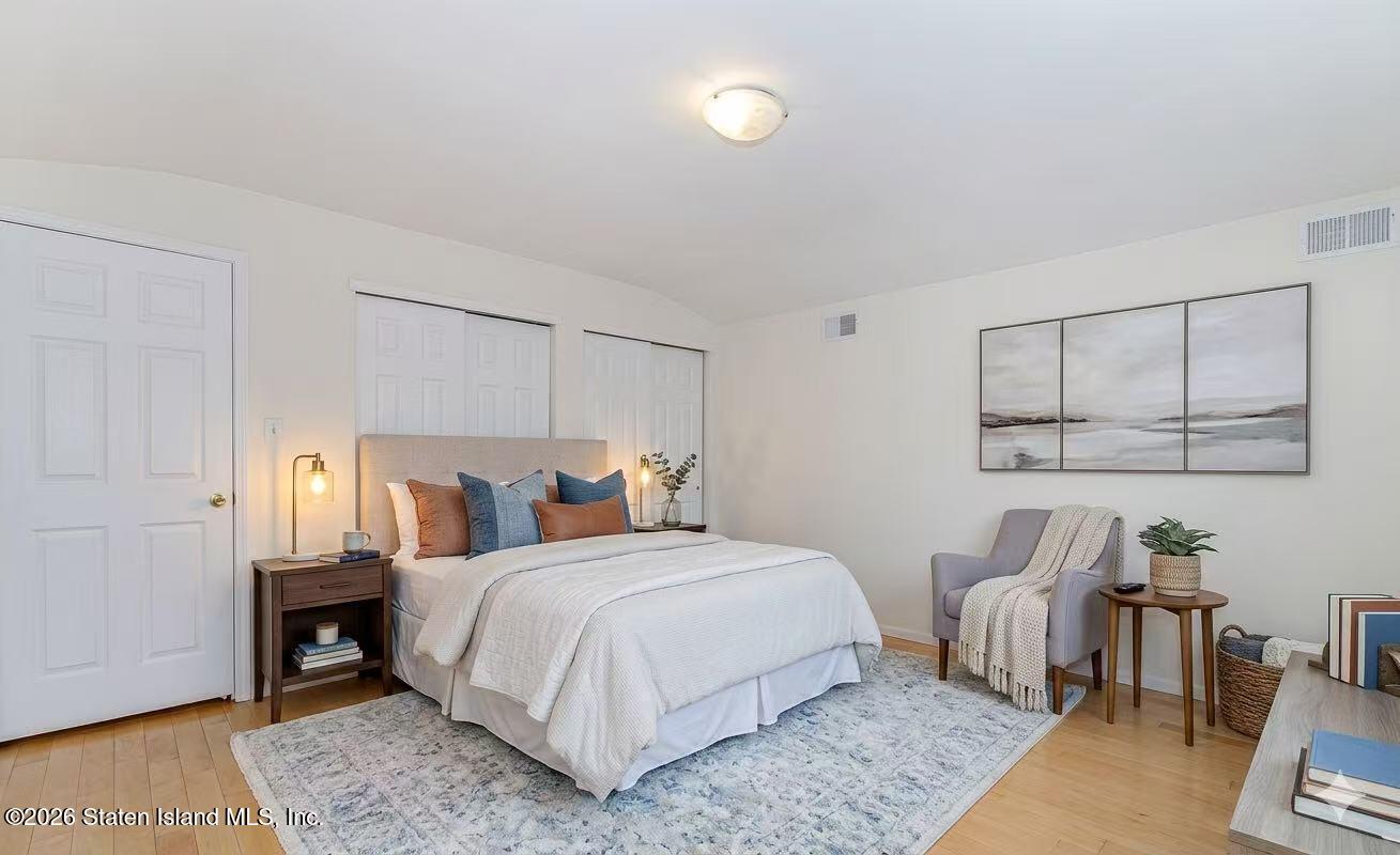 1167 Rockland Avenue Image 5