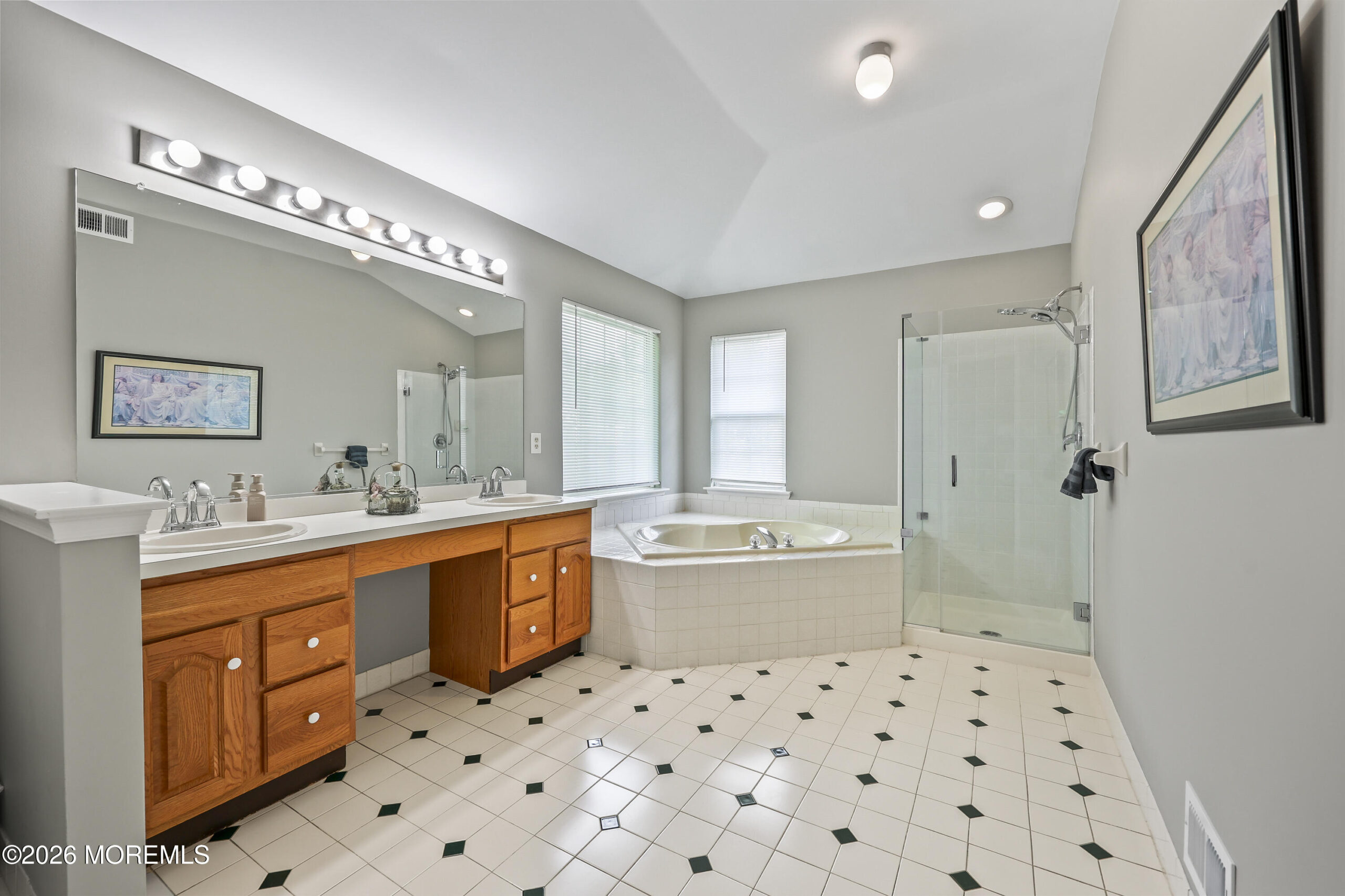 18 Queens Pass, Colts Neck, NJ, 07722 image 37
