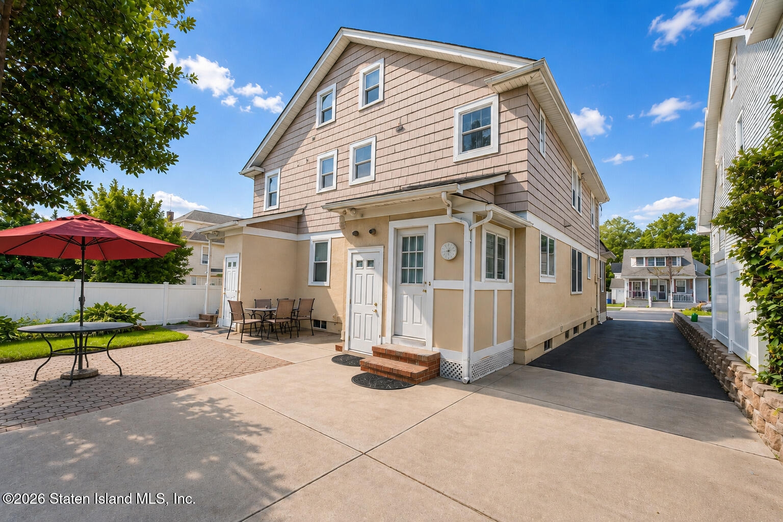 420 Kissel Avenue Image 5