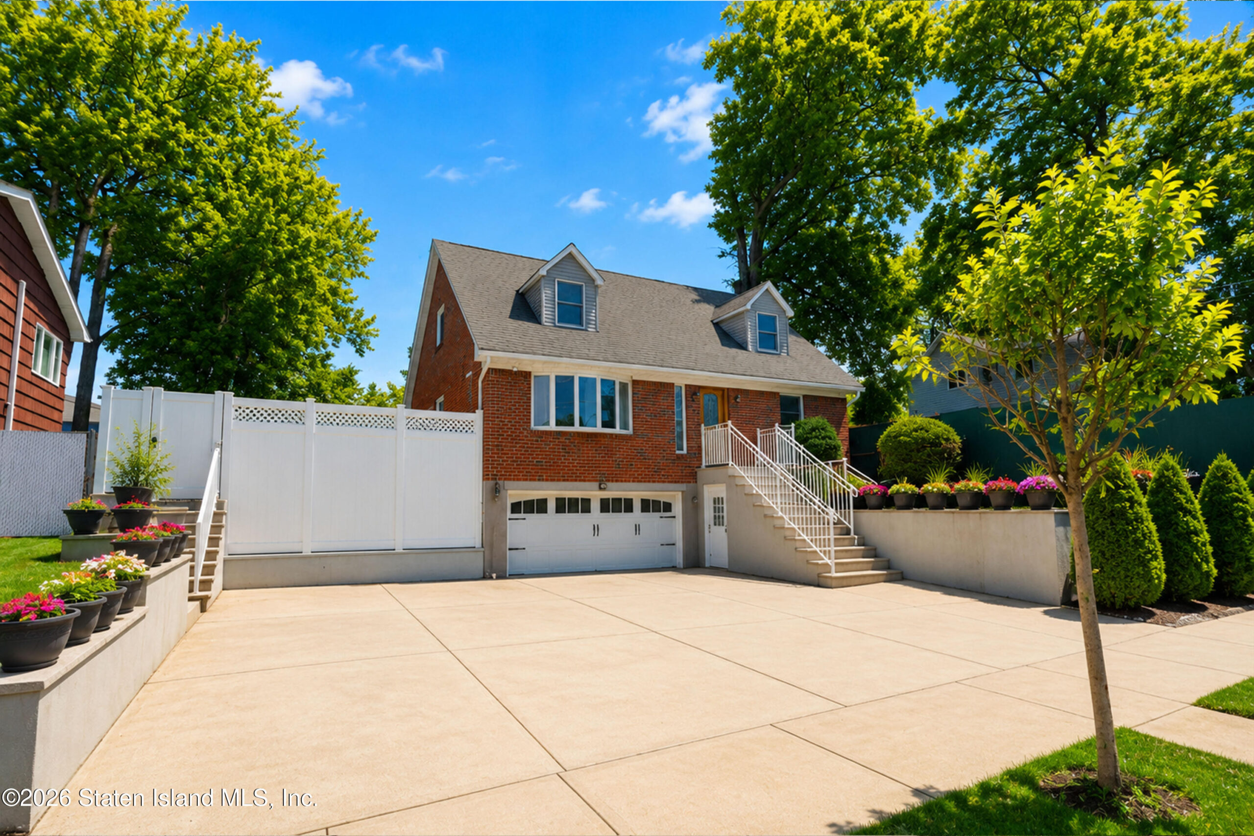 163 Bennett Avenue Image 3