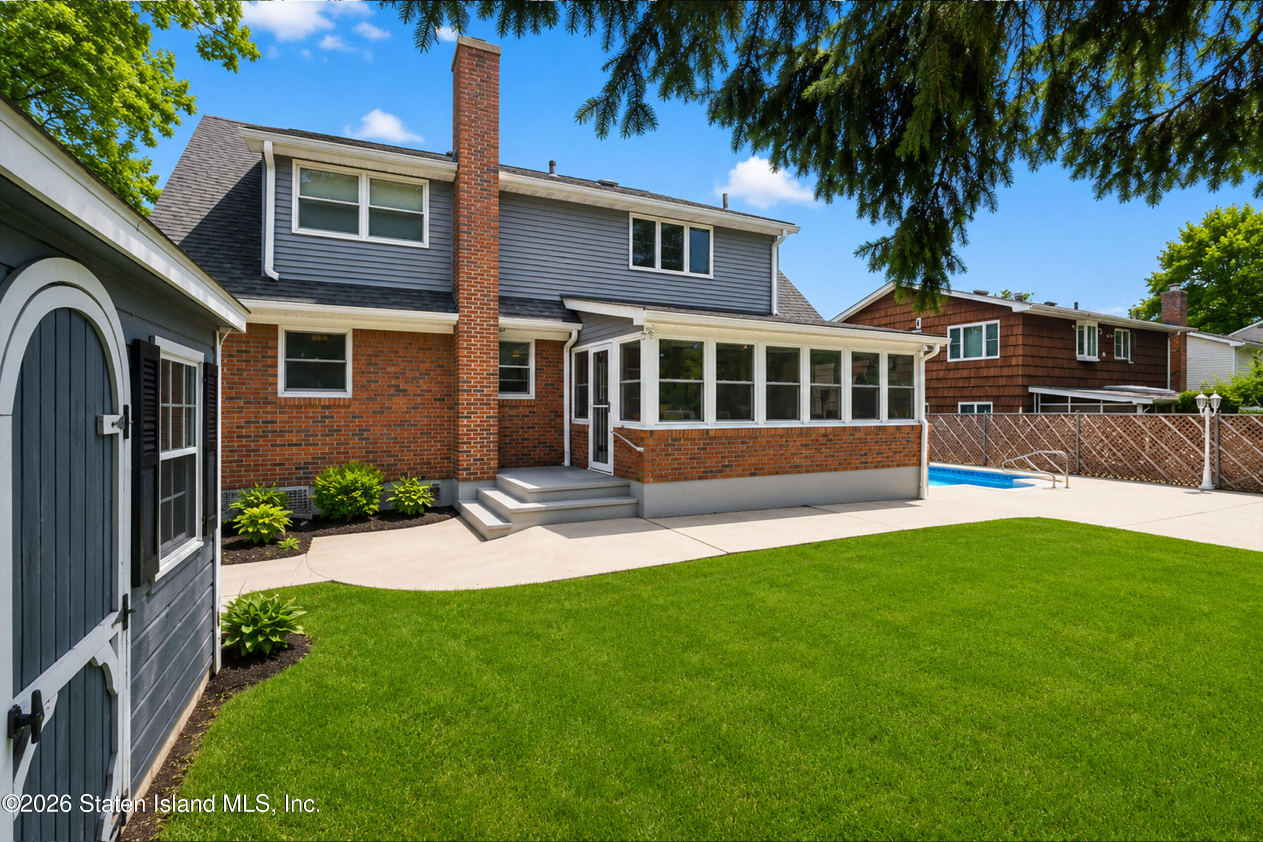 163 Bennett Avenue Image 4