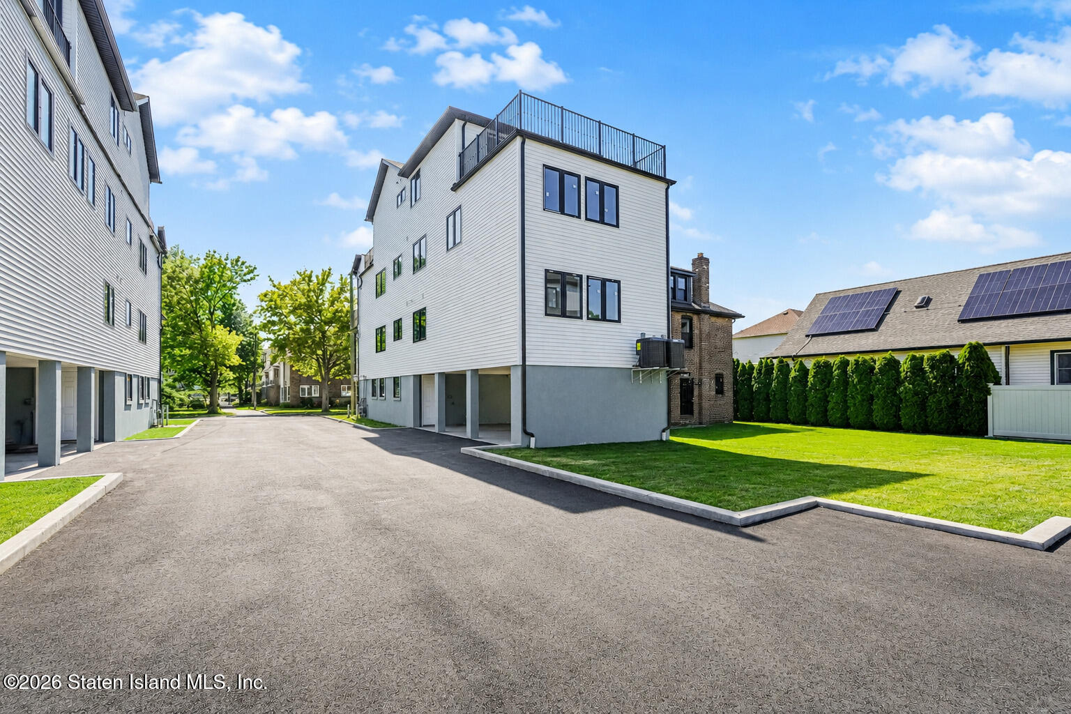 339 Mallory Avenue, Staten Island, NY, 10305 image 26