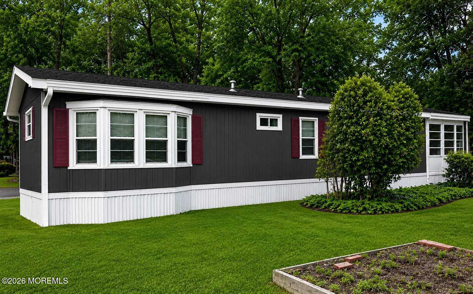 19 Summit Drive Image 3