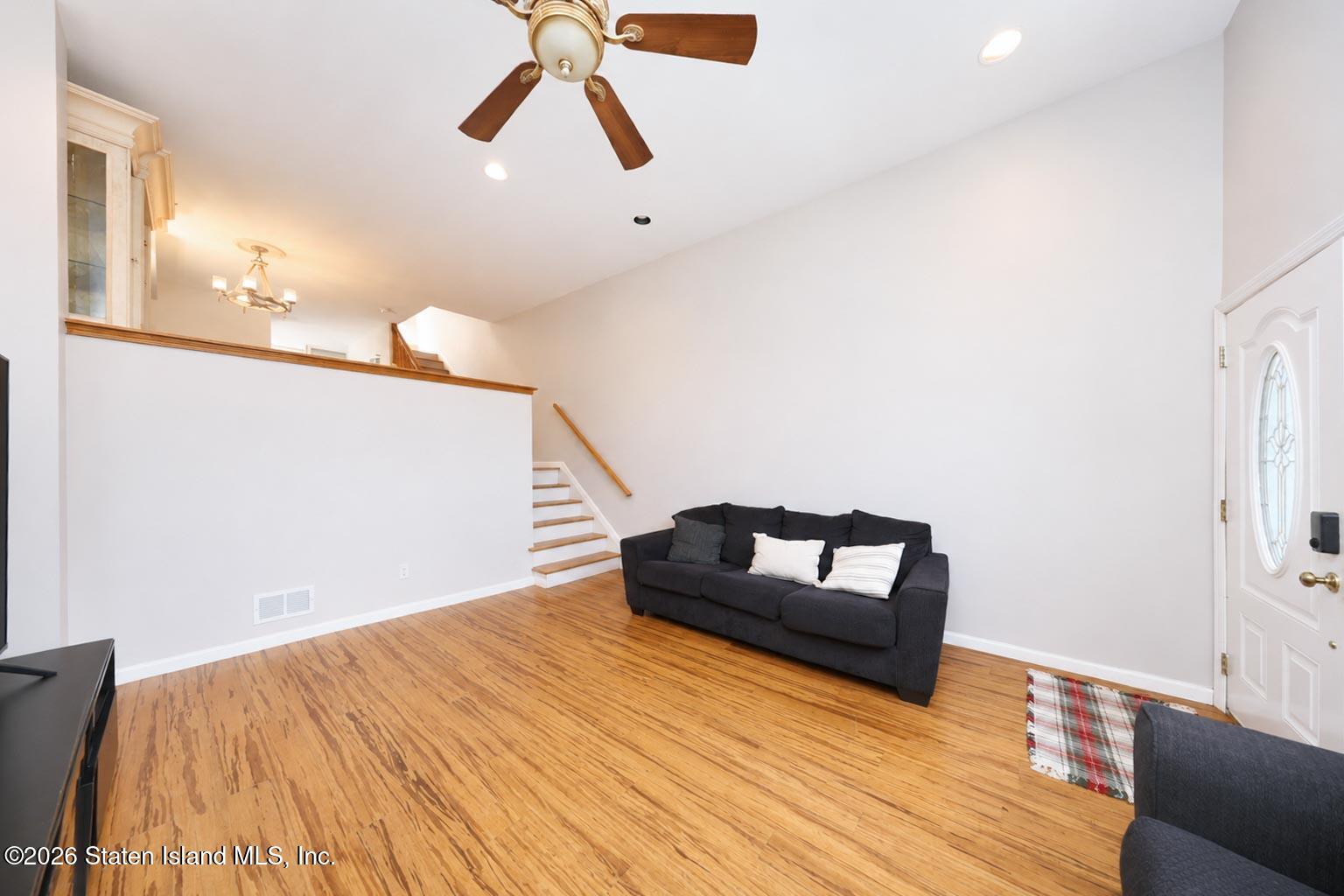 39 New Lane, Staten Island, NY, 10305 image 9