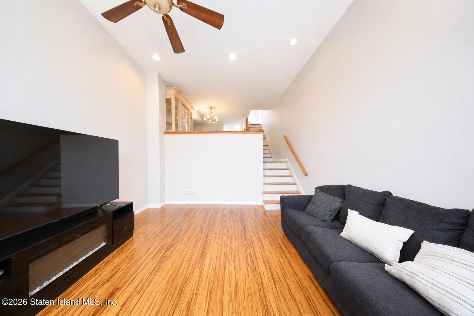 39 New Lane, Staten Island, NY, 10305 image 10