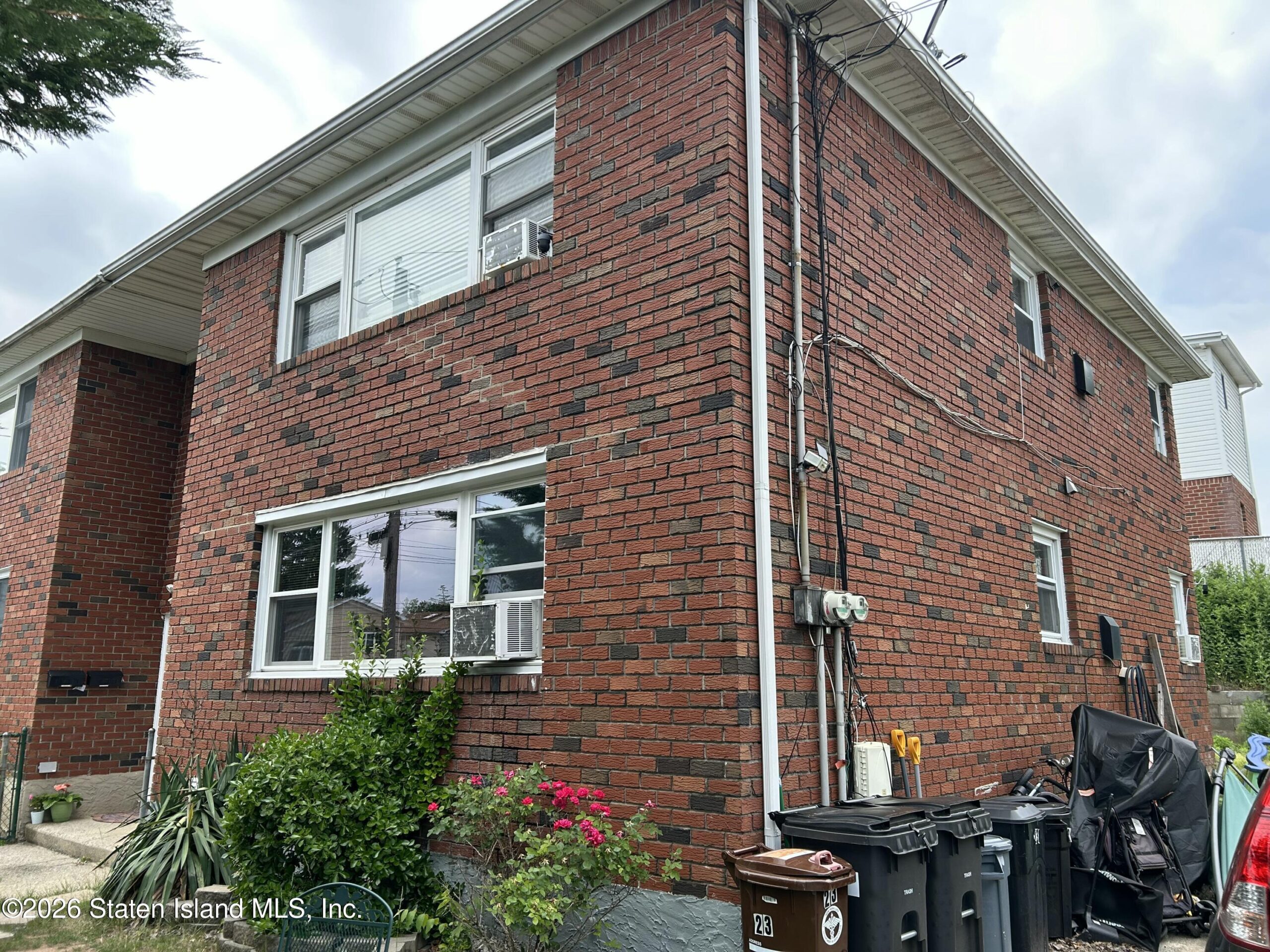 23 Twombly Avenue Image 1
