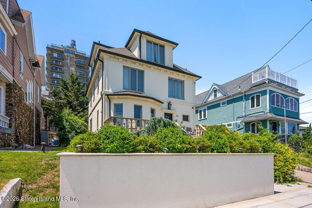 296 Edgewater Street Image 2