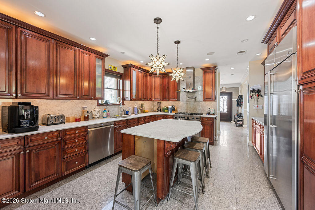 296 Edgewater Street, Staten Island, NY, 10305 image 9
