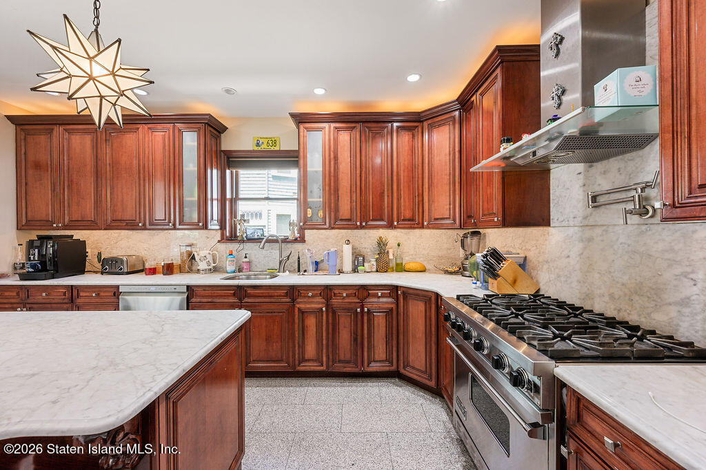296 Edgewater Street, Staten Island, NY, 10305 image 11
