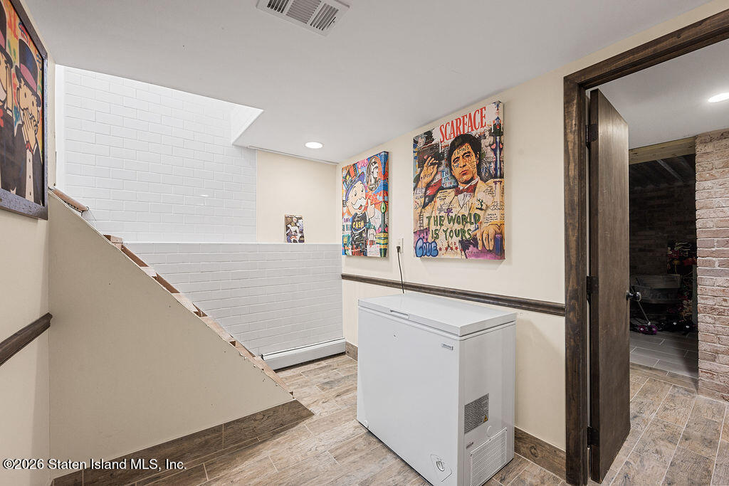 296 Edgewater Street, Staten Island, NY, 10305 image 29