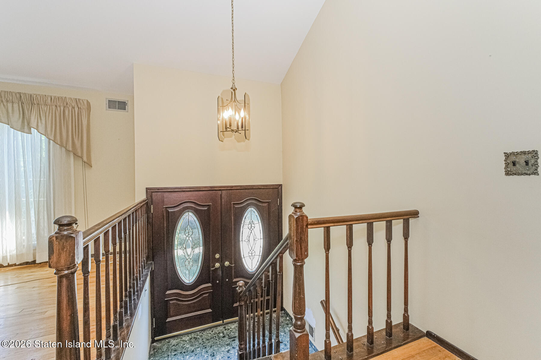 374 Foster Road Image 2