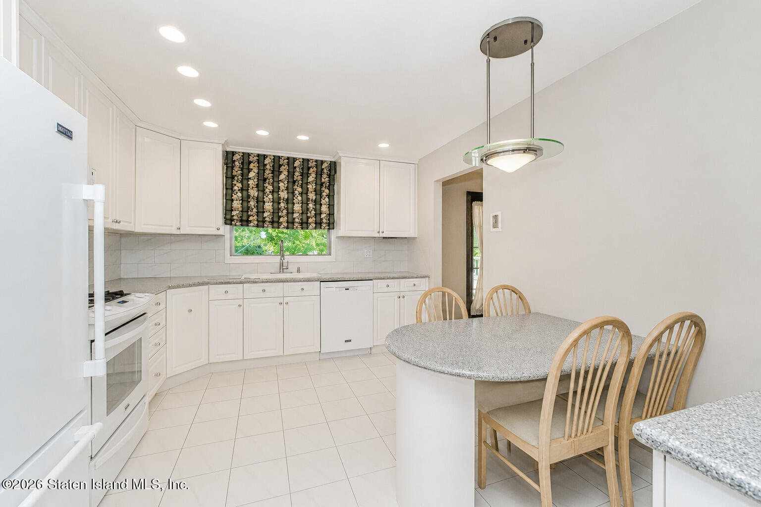 374 Foster Road, Staten Island, NY, 10309 image 7
