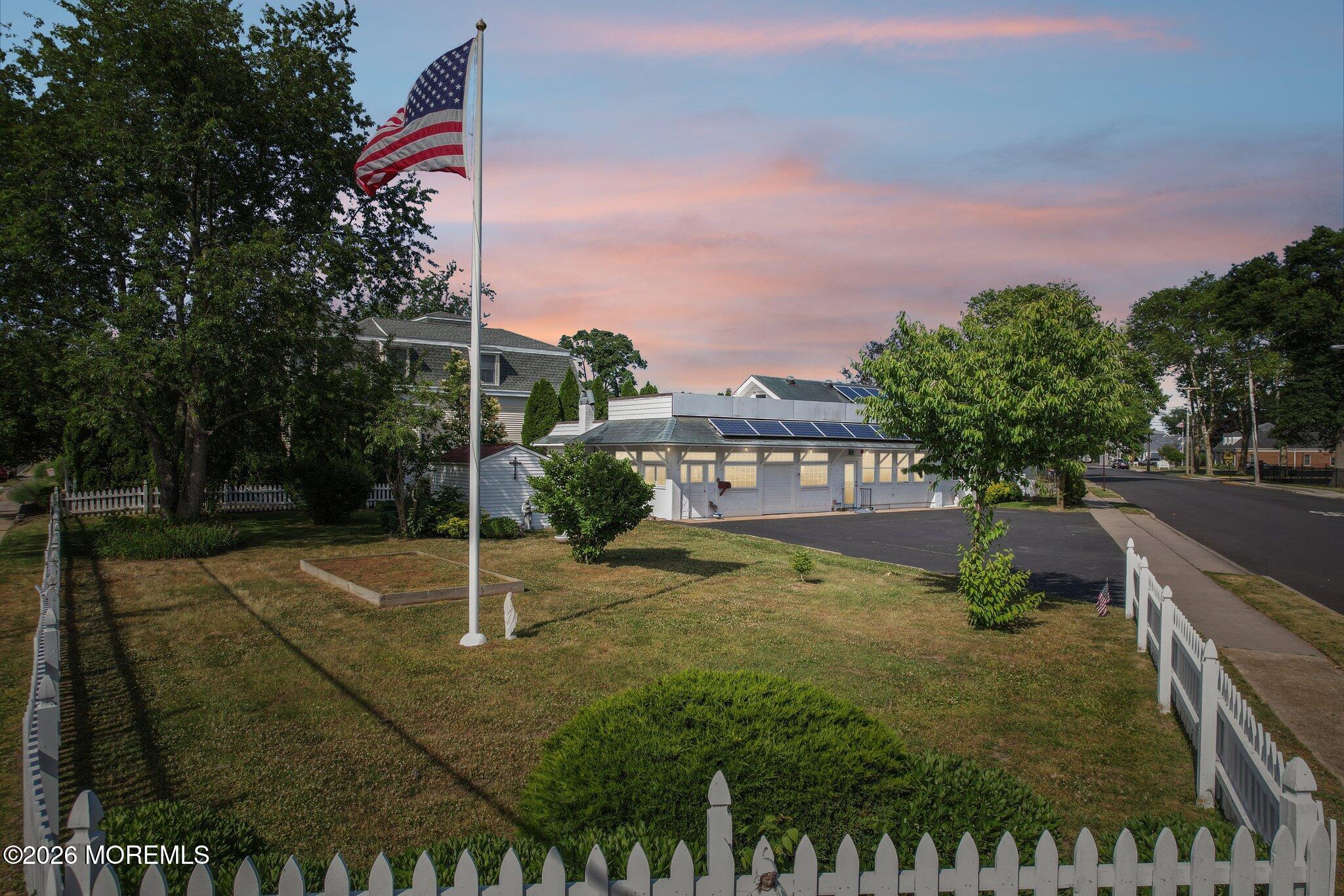 608 Brighton Avenue Image 5