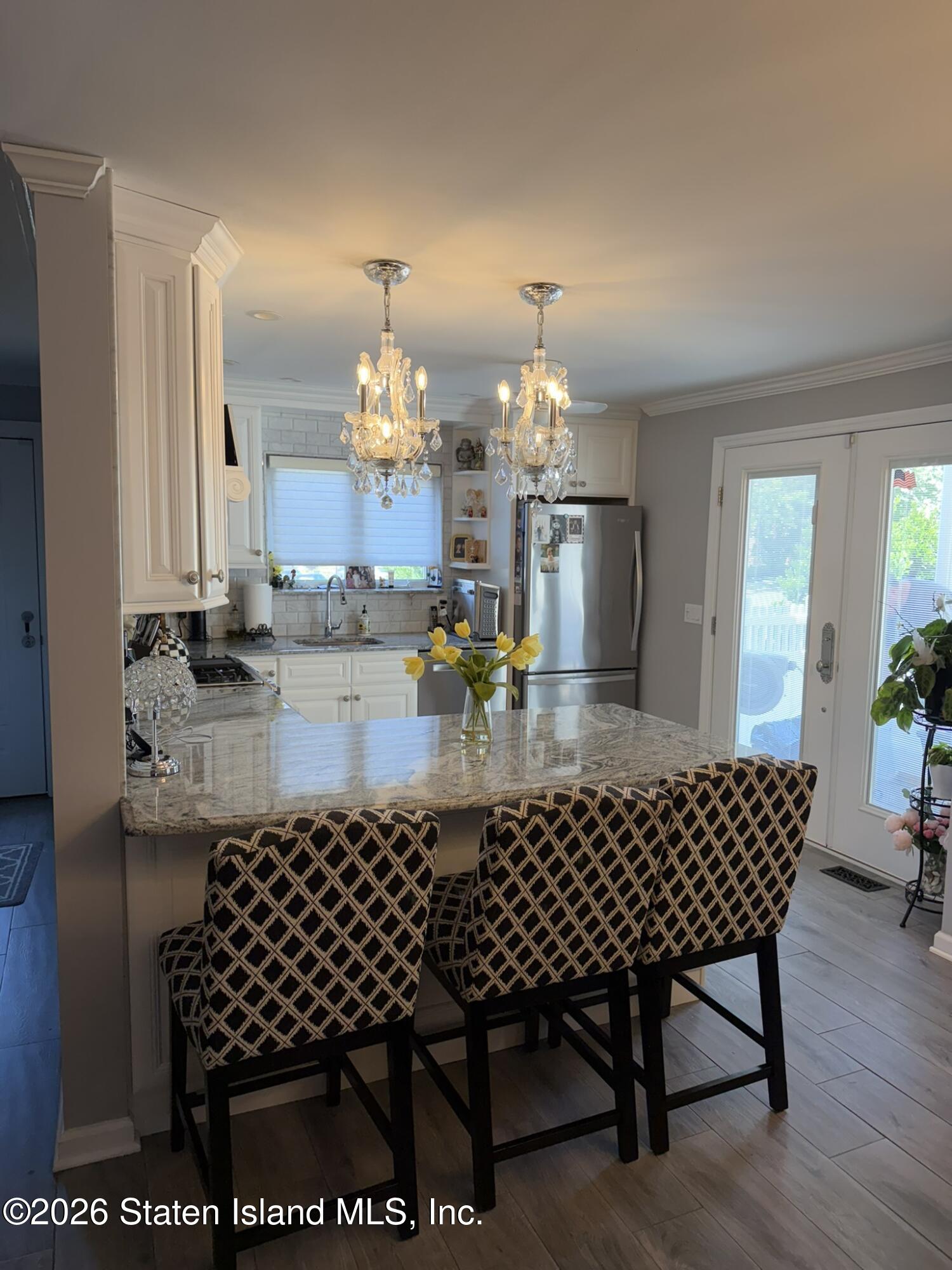 517 Foster Road Image 4