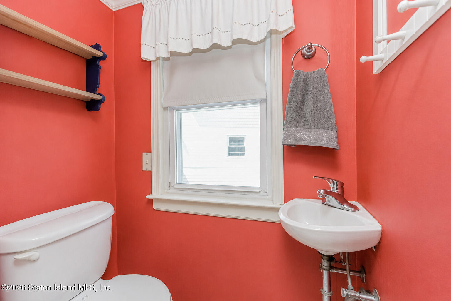 3927 Victory Boulevard, Staten Island, NY, 10314 image 25