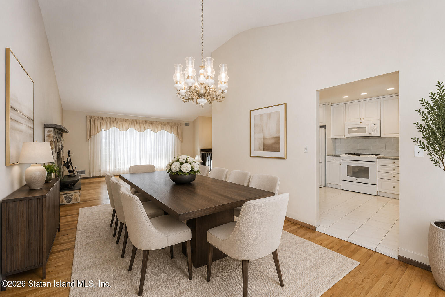 374 Foster Road Image 5