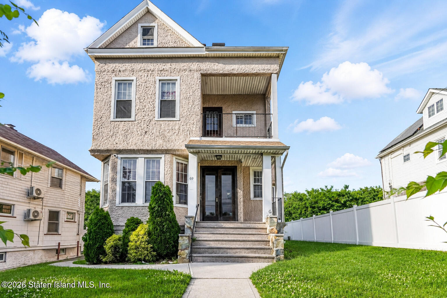 69 Narrows Road, Staten Island, NY, 10305