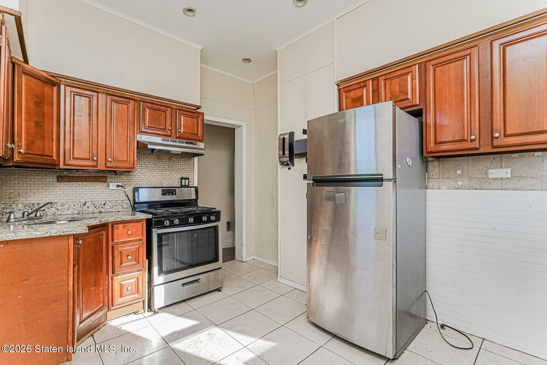 69 Narrows Road, Staten Island, NY, 10305 image 16
