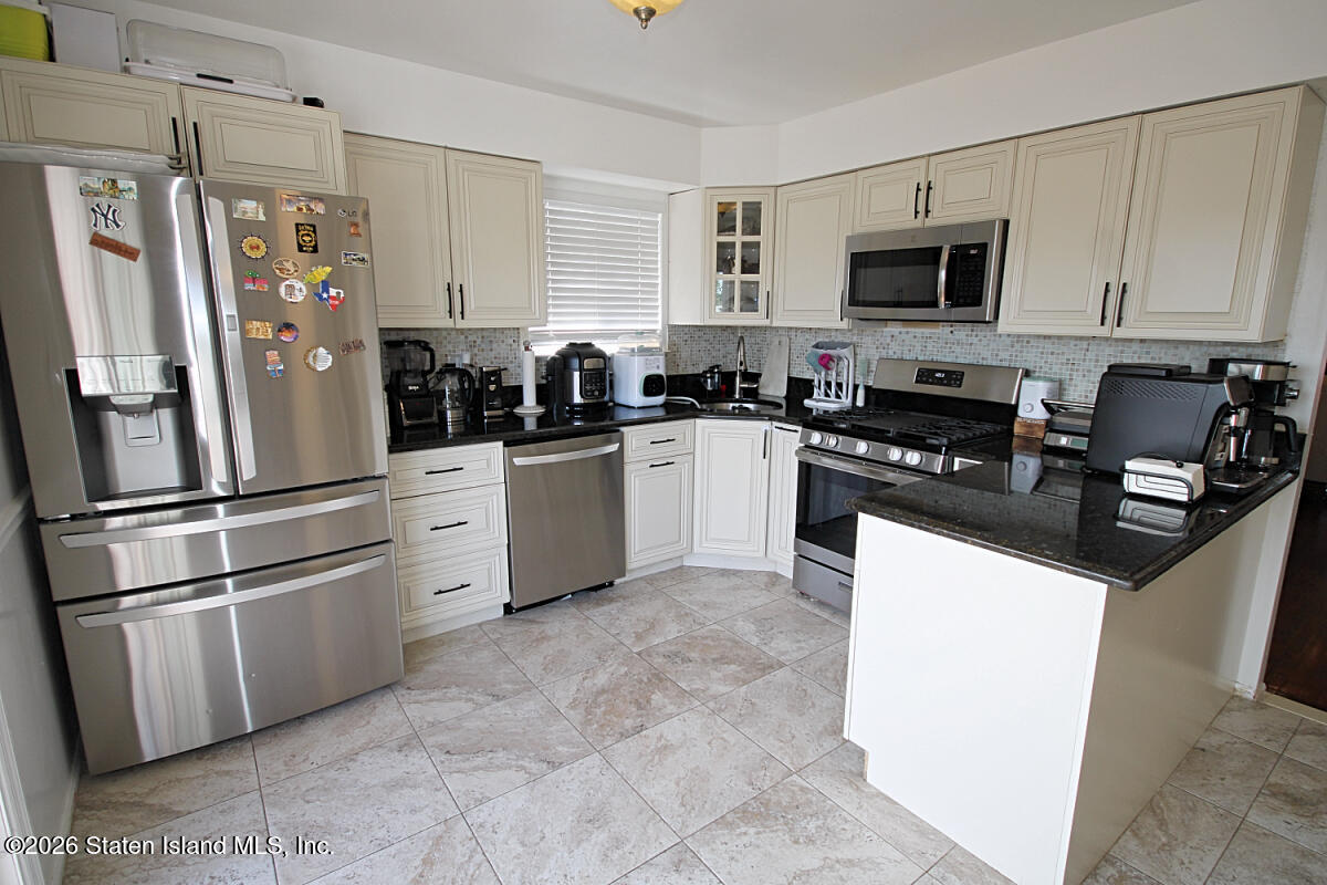 93 Reynolds Street, Staten Island, NY, 10305 image 6