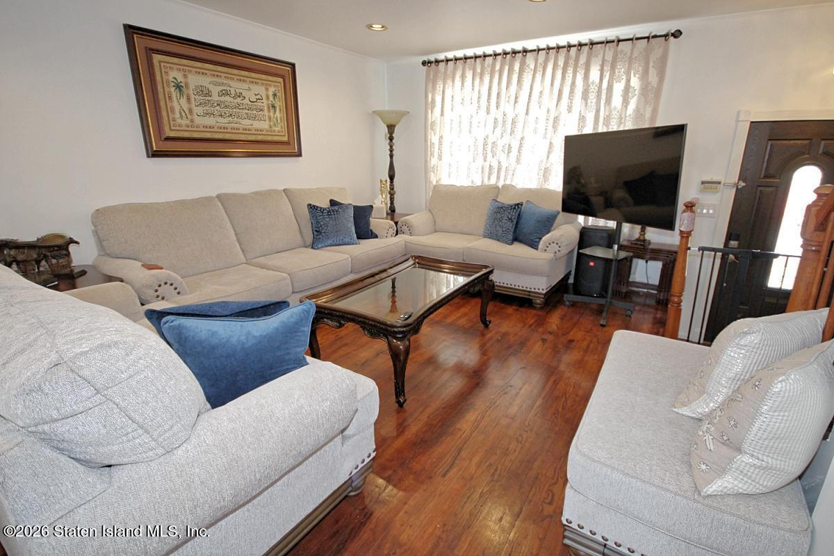 93 Reynolds Street, Staten Island, NY, 10305 image 10