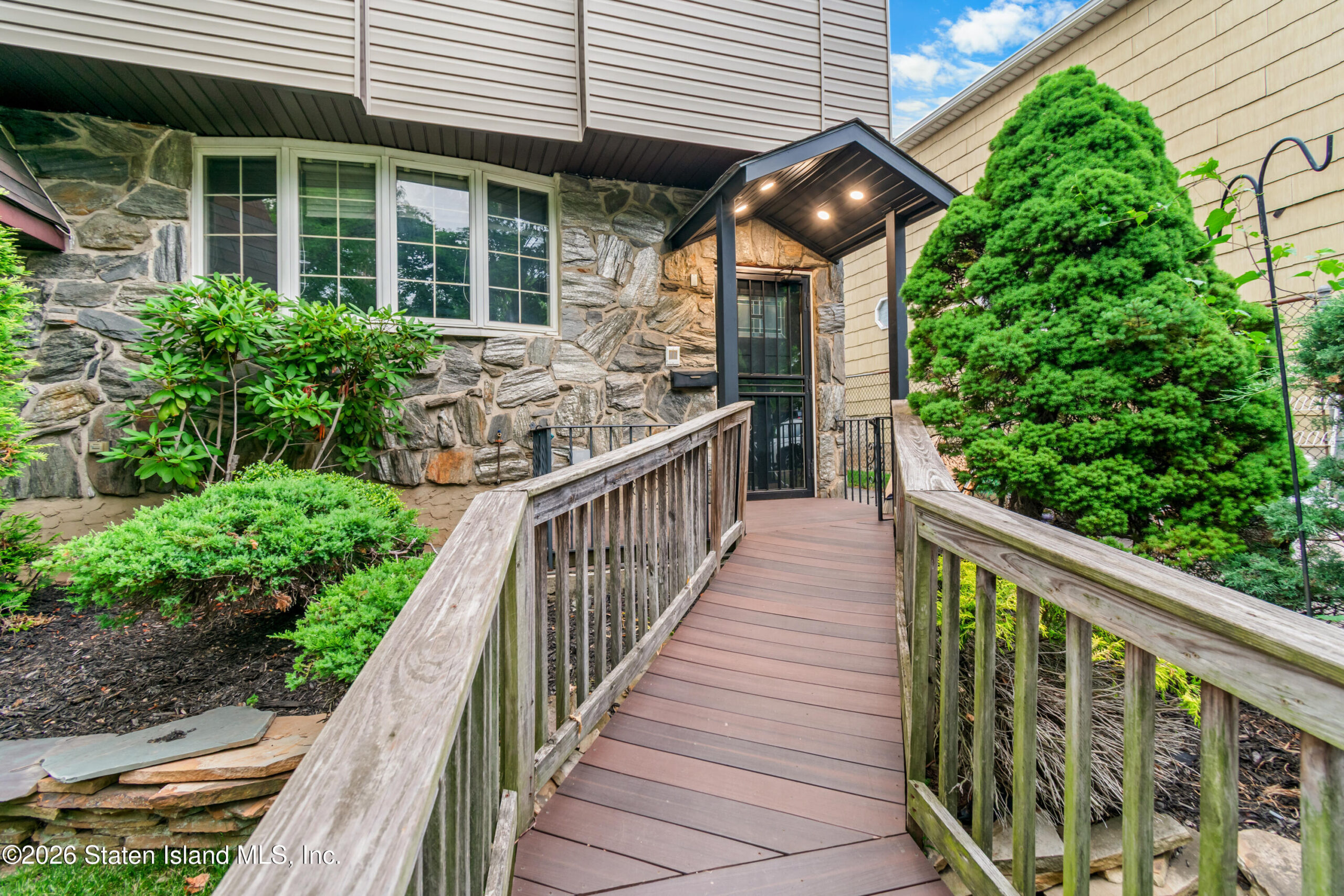 1015 Westwood Avenue Image 3