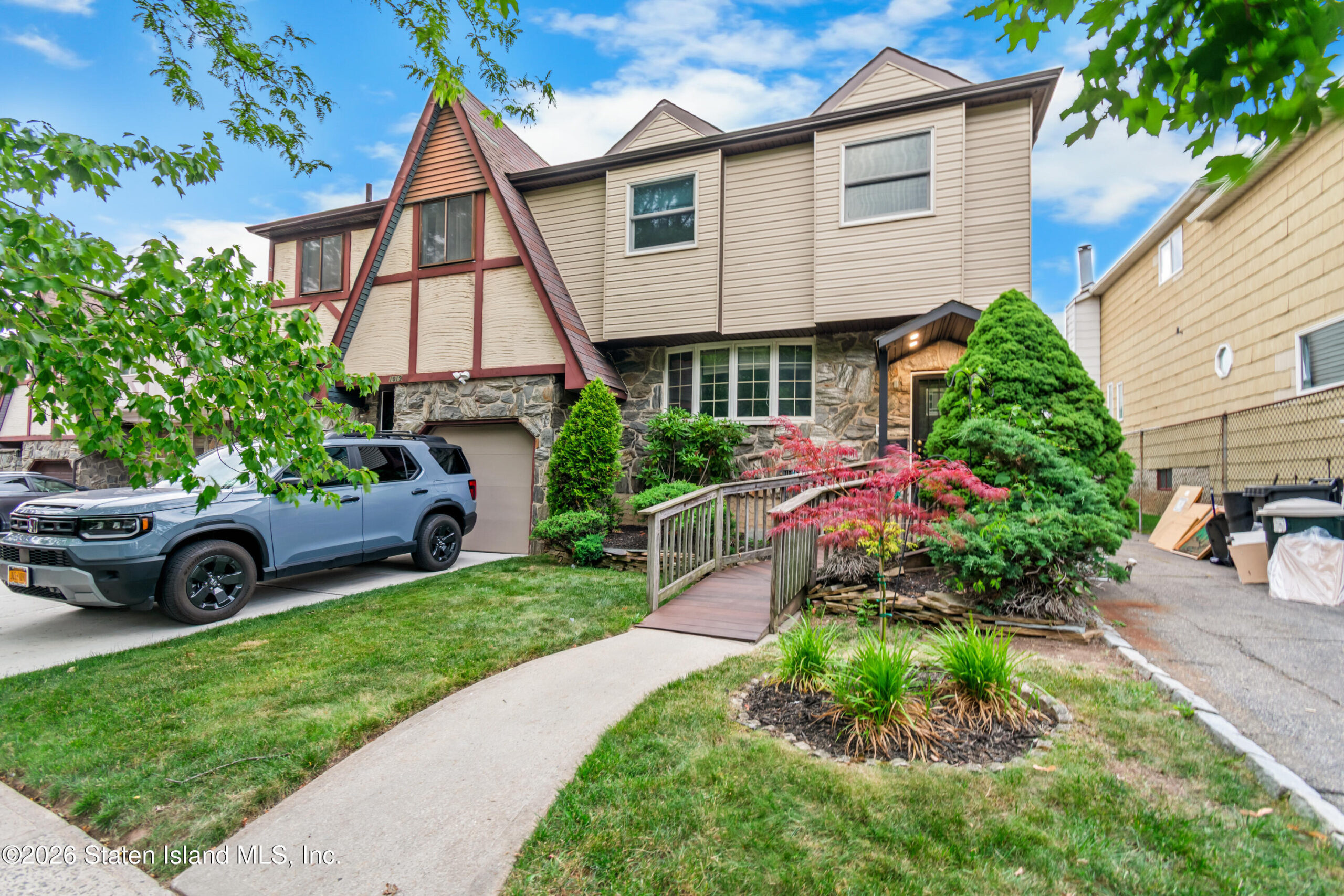 1015 Westwood Avenue Image 2