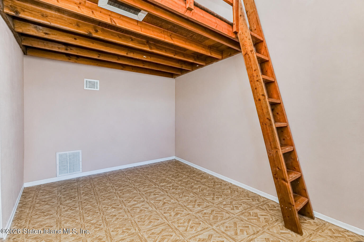 115 Forest Green, Staten Island, NY, 10312 image 19