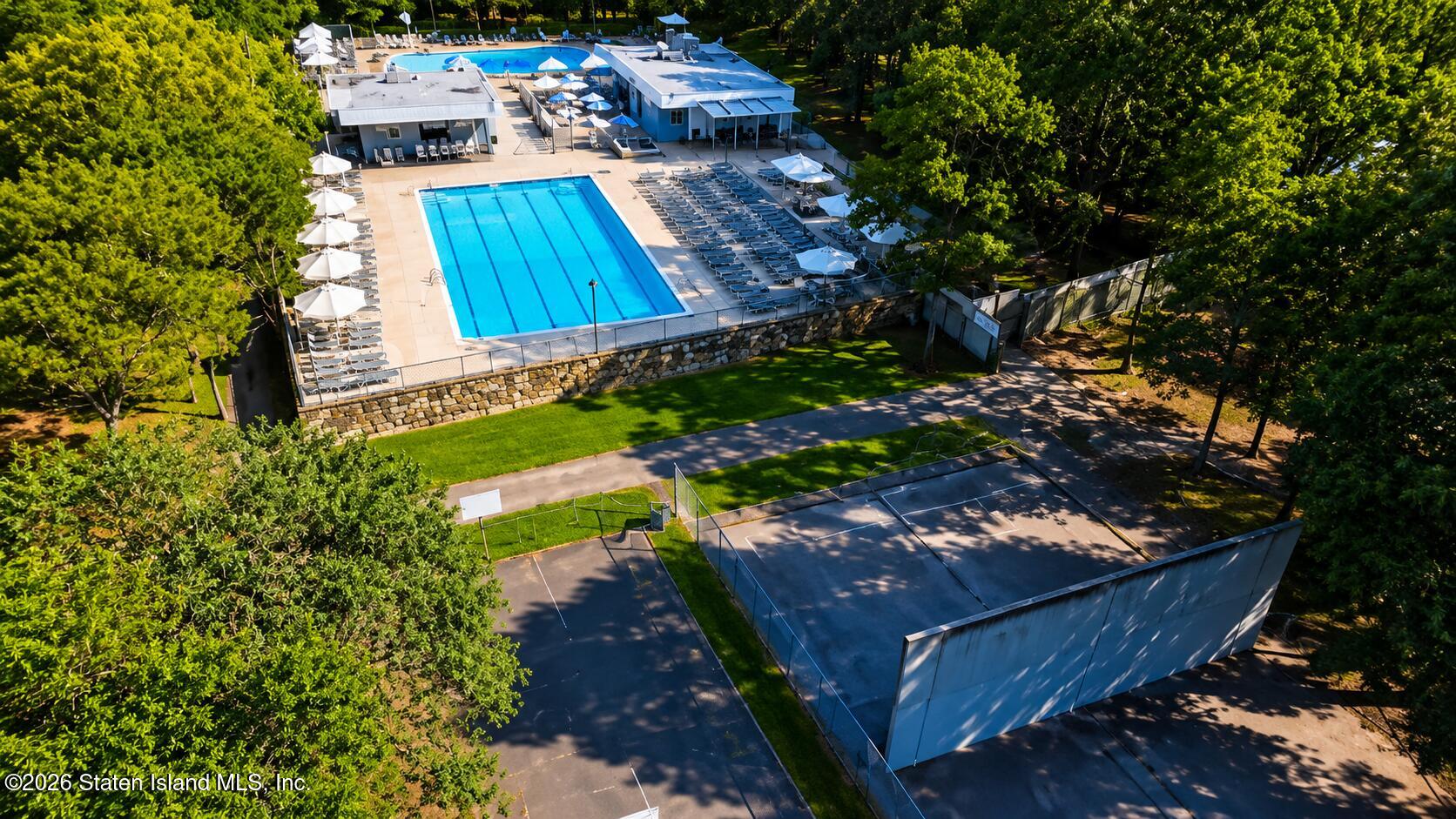115 Forest Green, Staten Island, NY, 10312 image 44