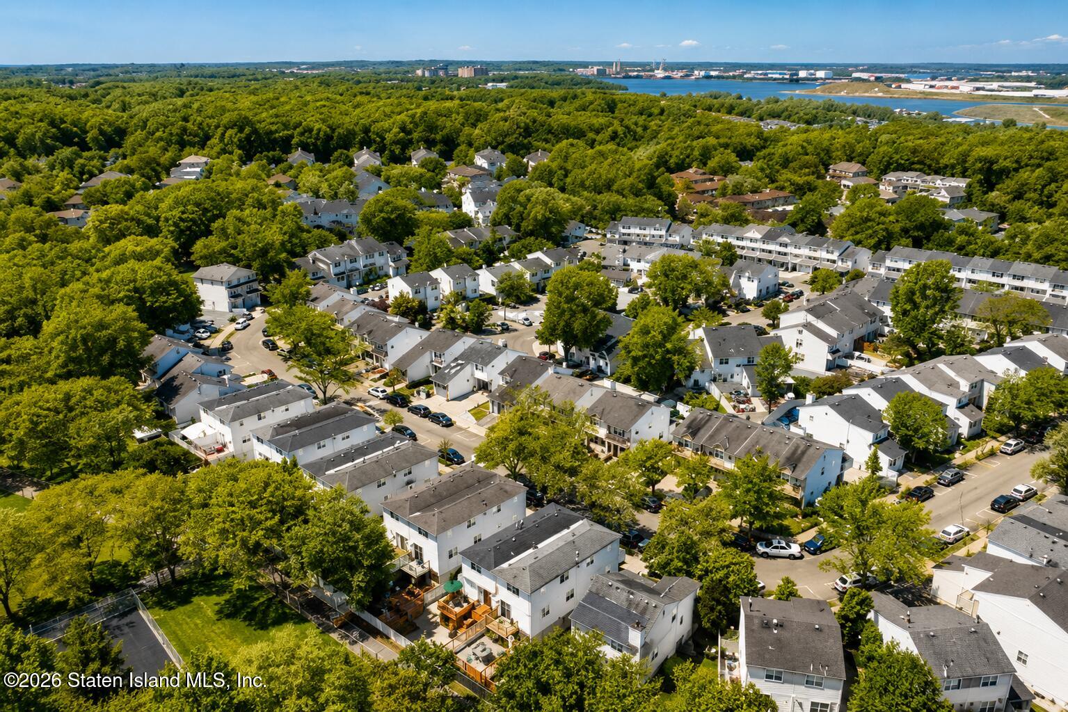 115 Forest Green, Staten Island, NY, 10312 image 48