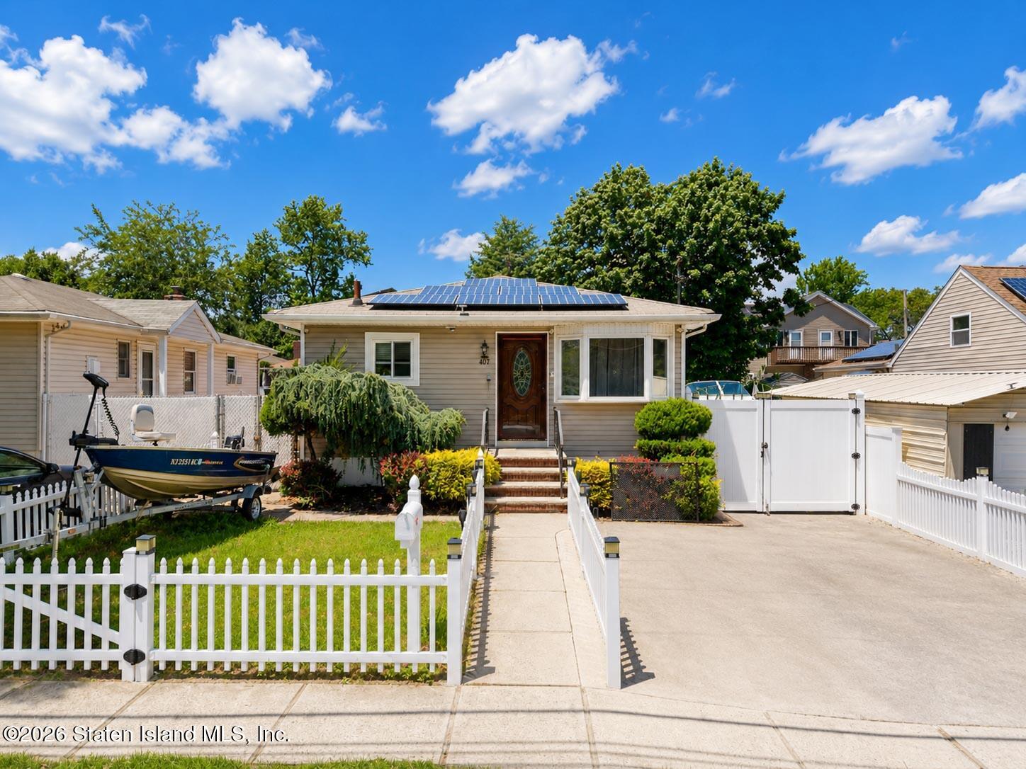 407 Stoneham Street Image 3