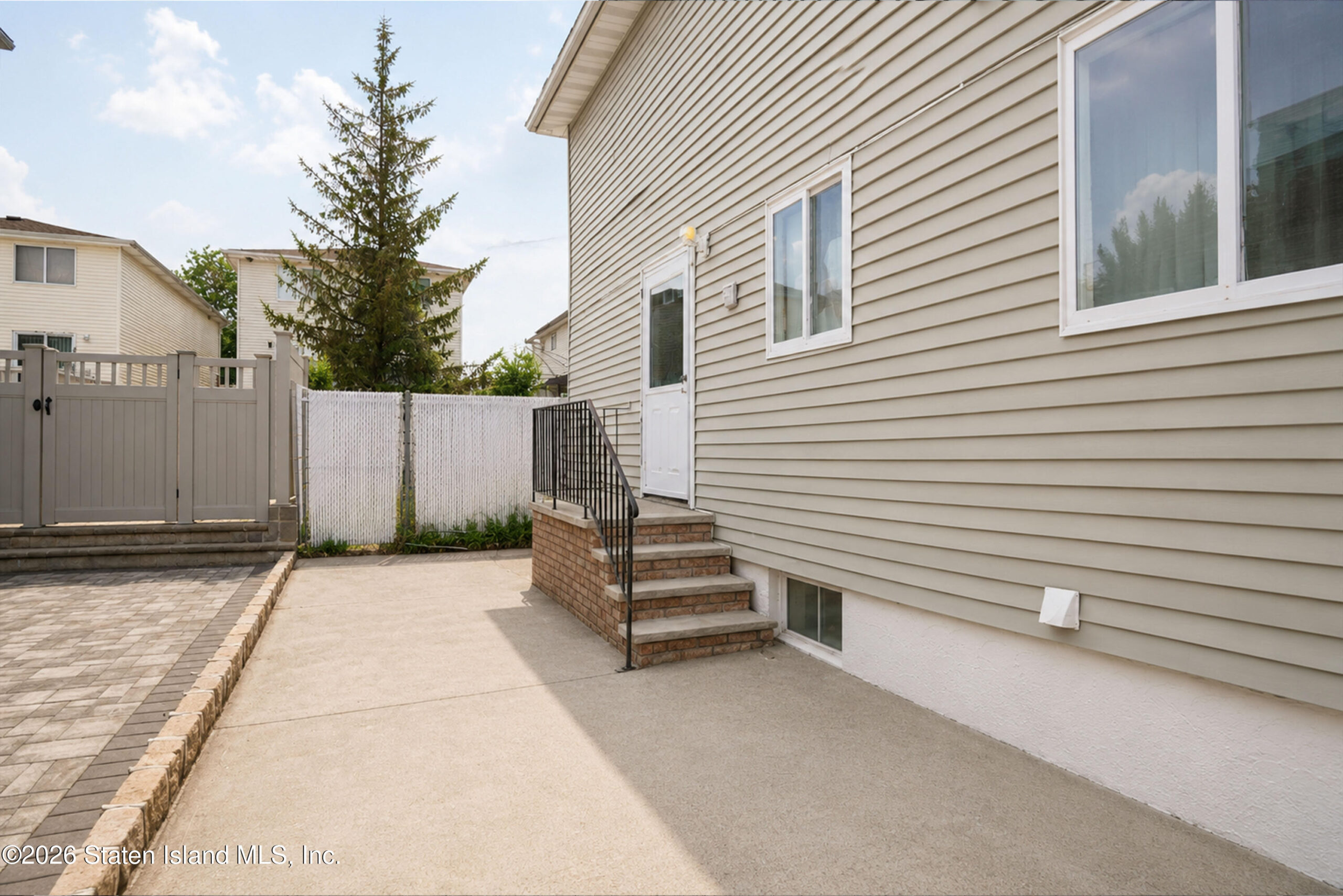 212 Gervil Street, Staten Island, NY, 10309 image 32