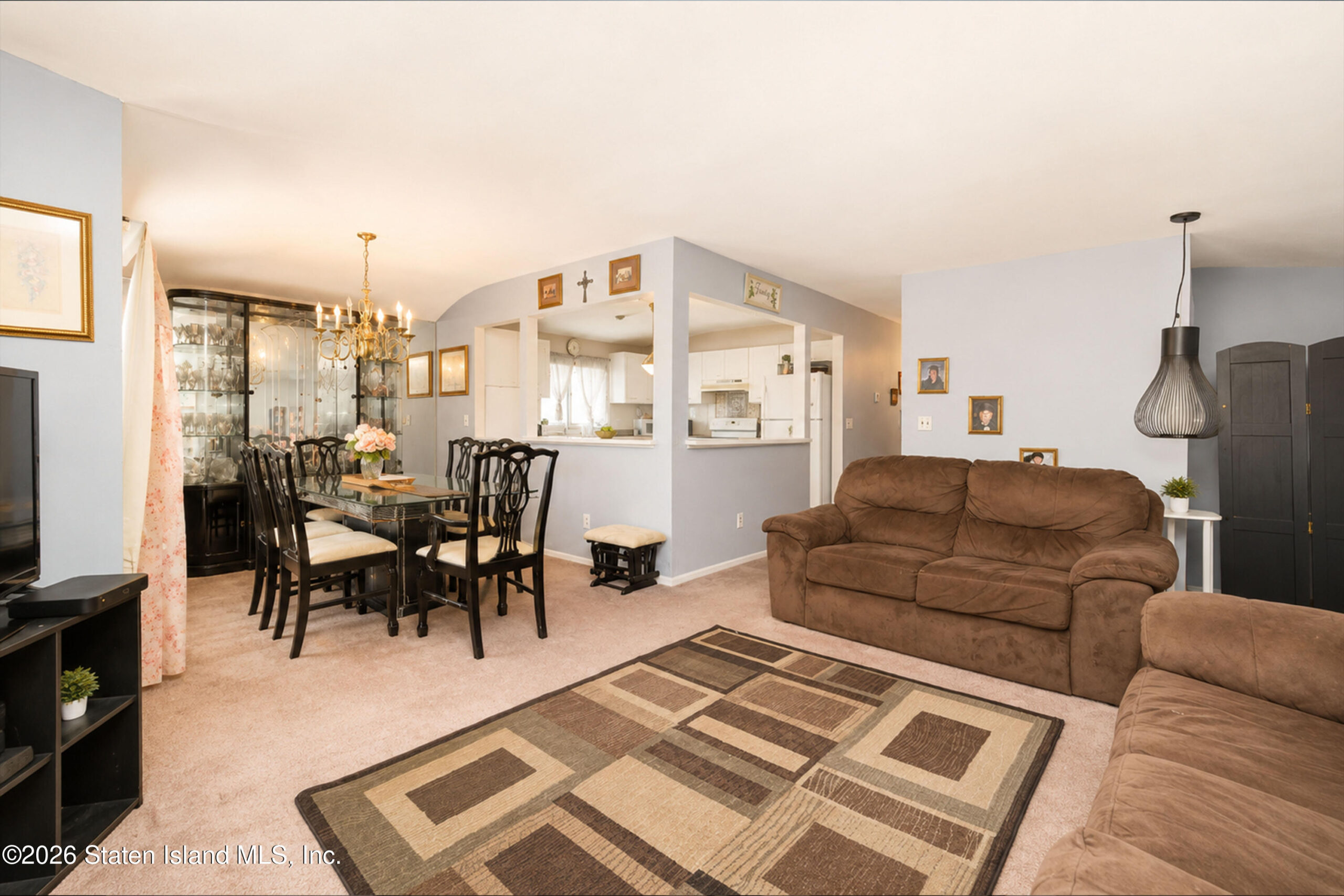 212 Gervil Street Image 4