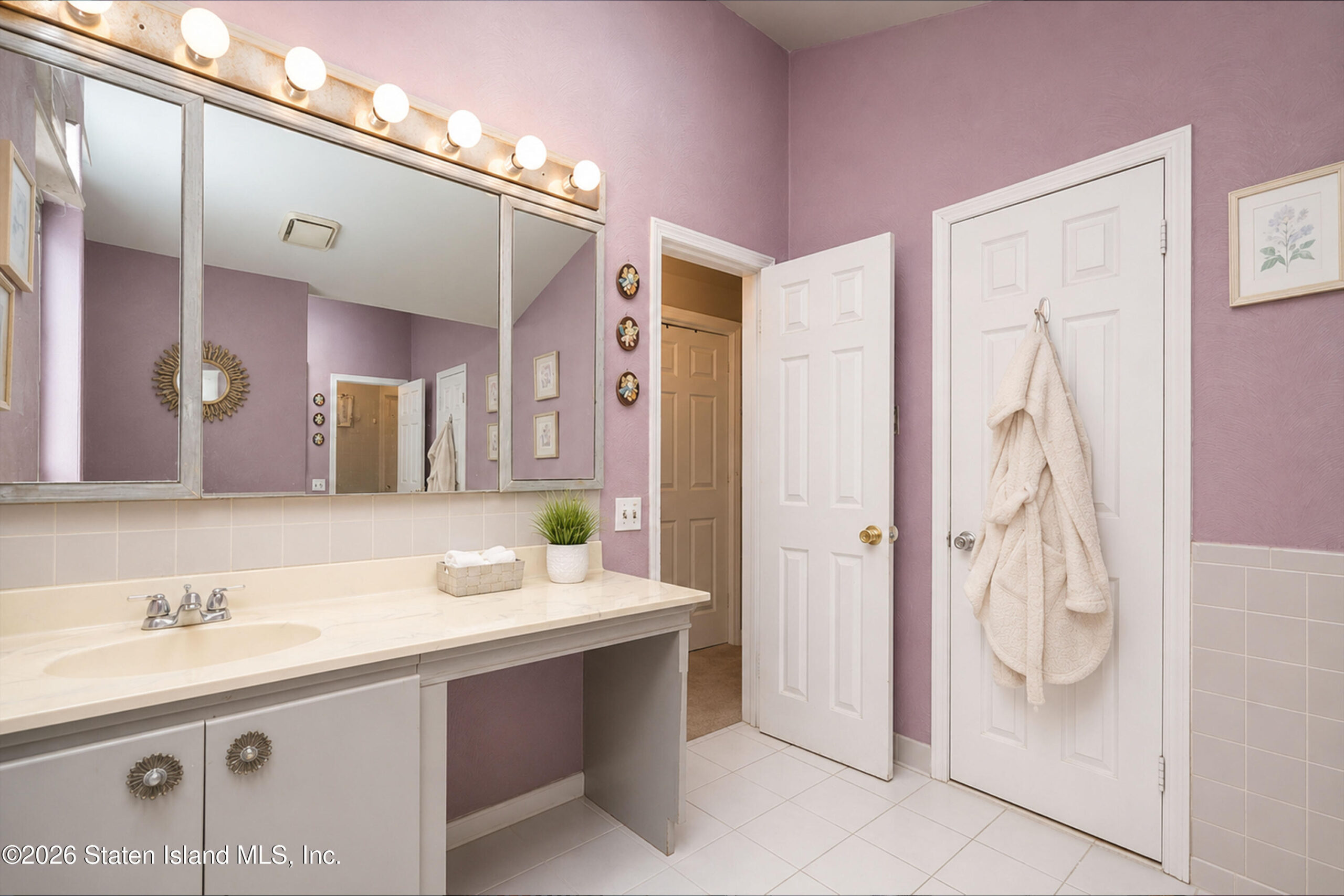 212 Gervil Street, Staten Island, NY, 10309 image 16