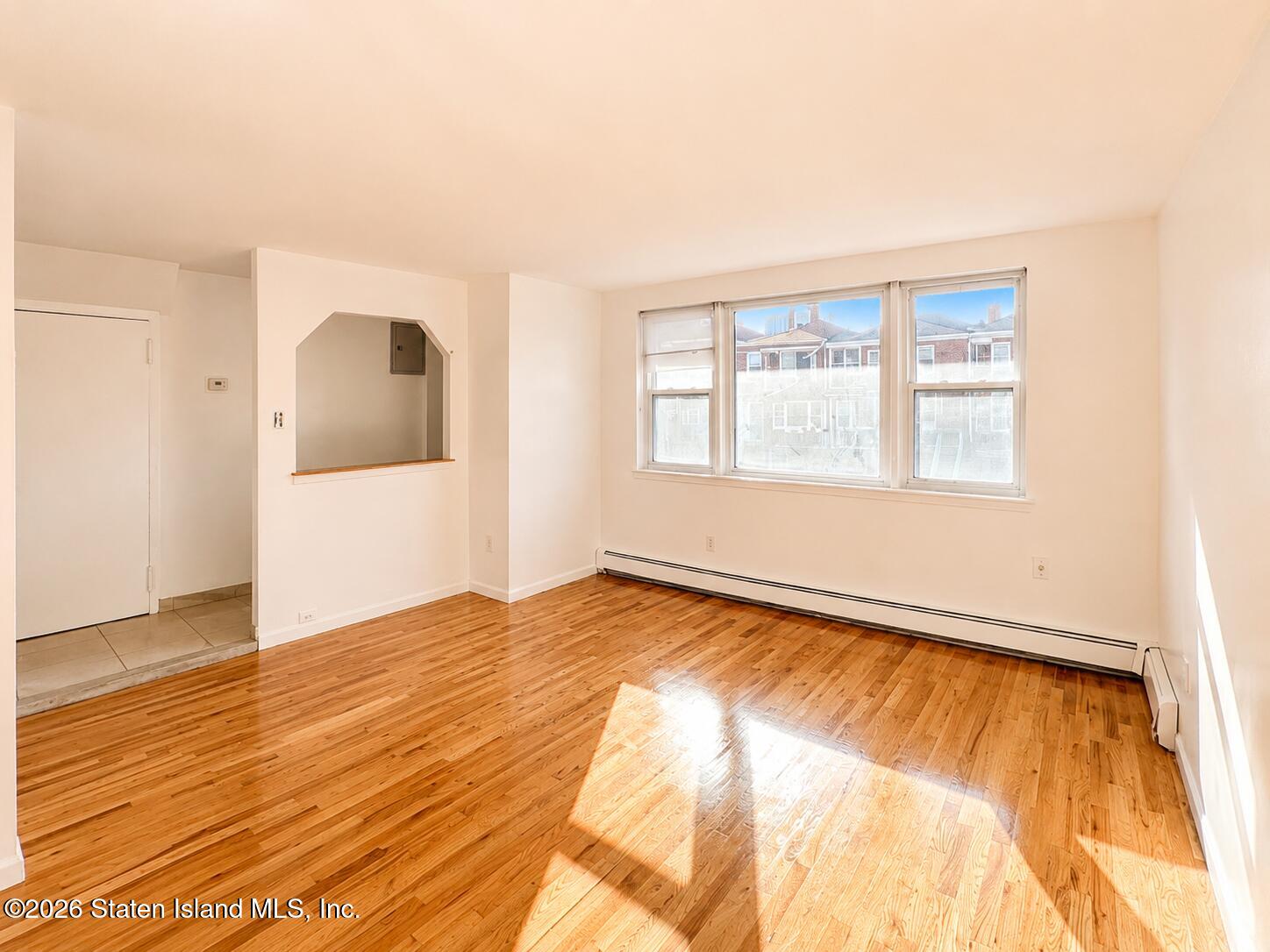 215 Bay 35th Street Image 4