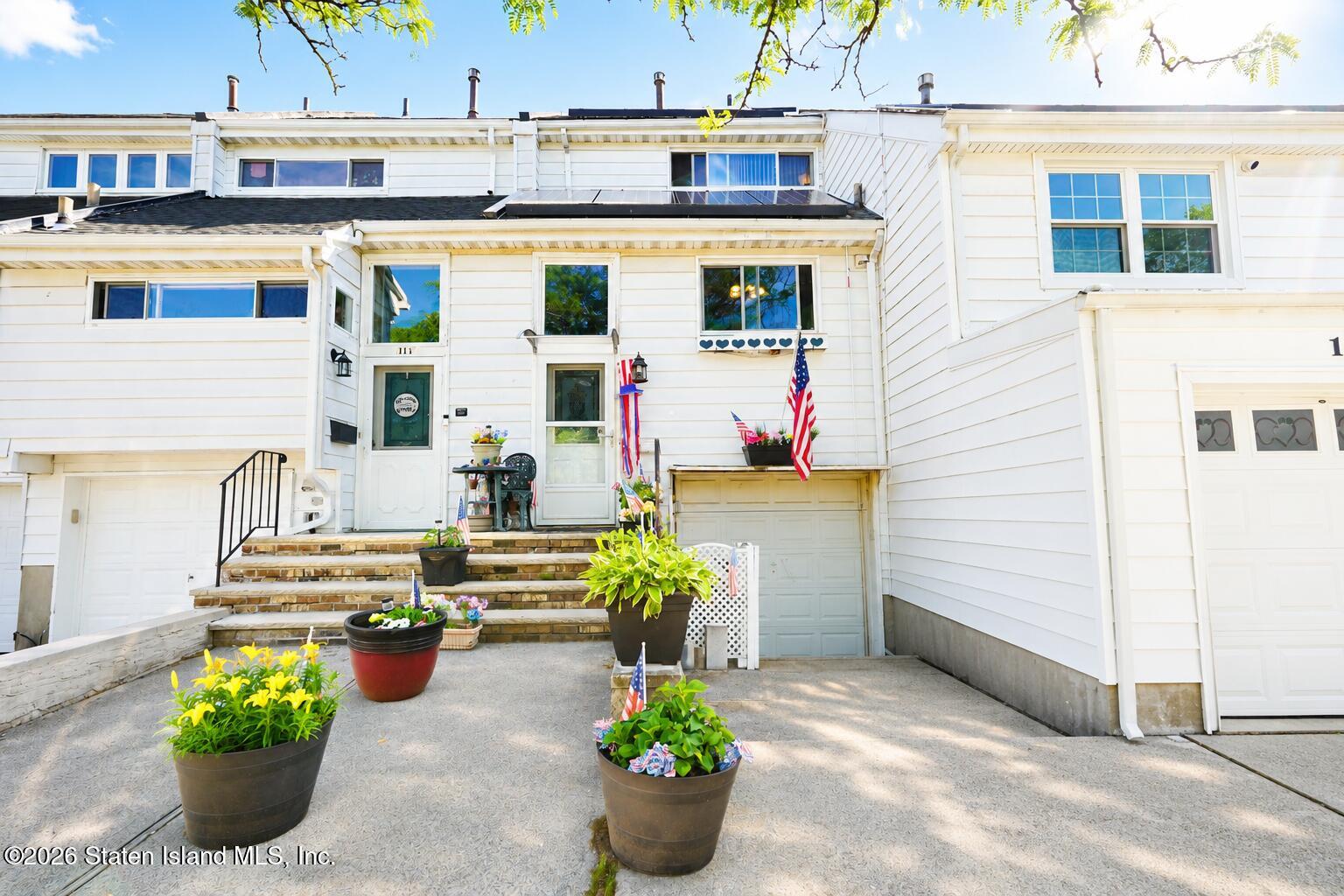 115 Forest Green Image 1